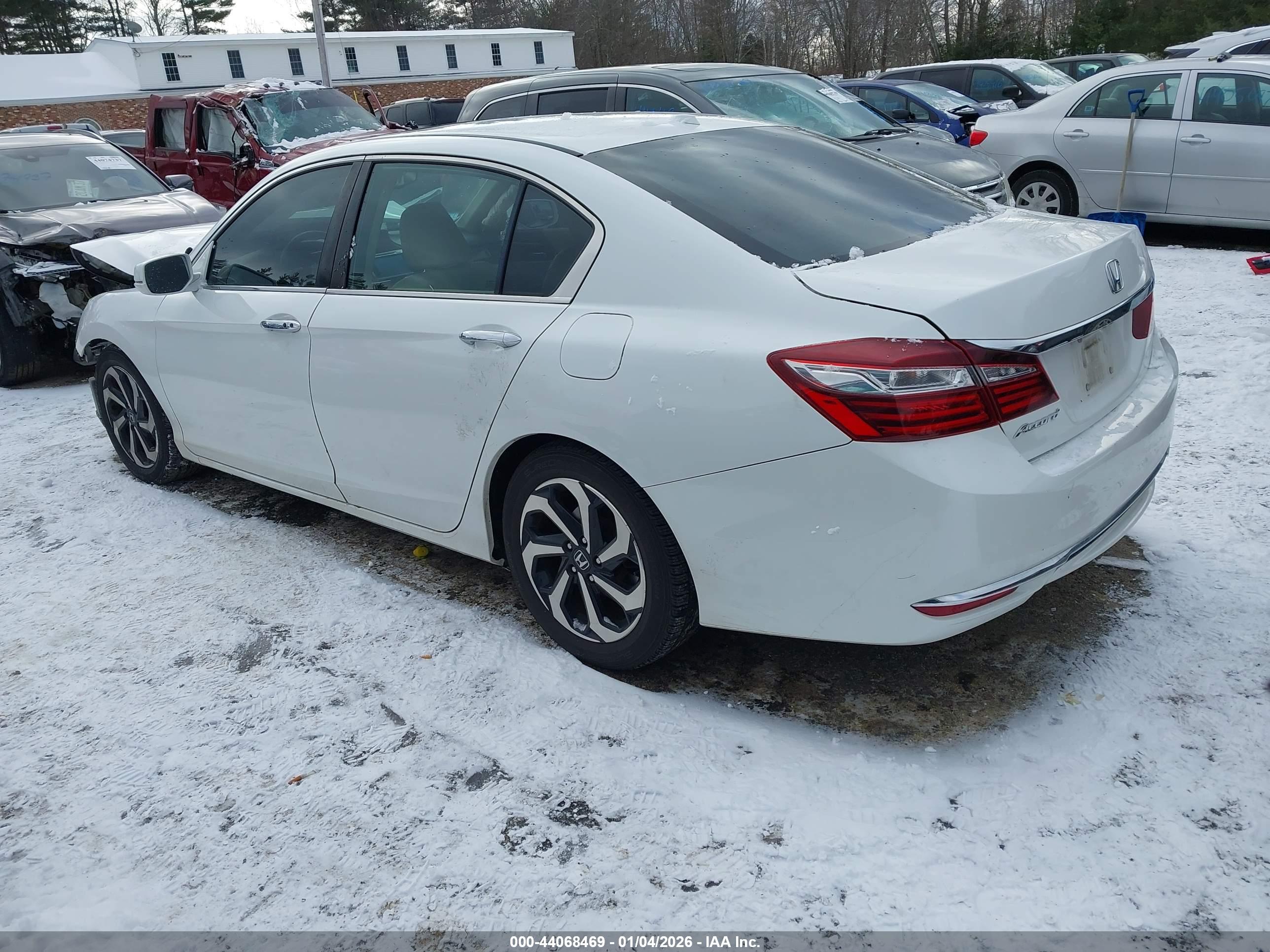 HONDA ACCORD image 3
