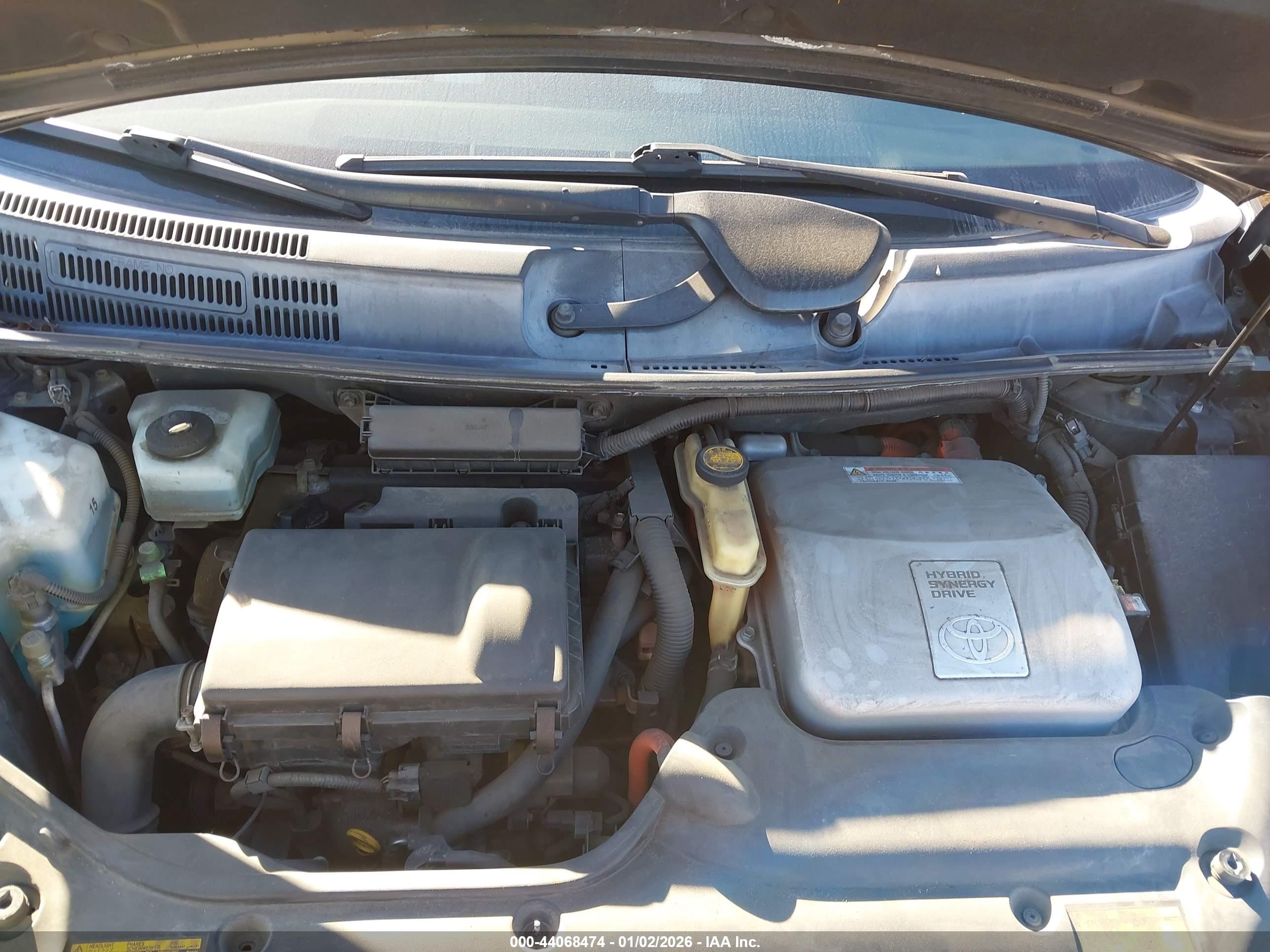 TOYOTA PRIUS image 10