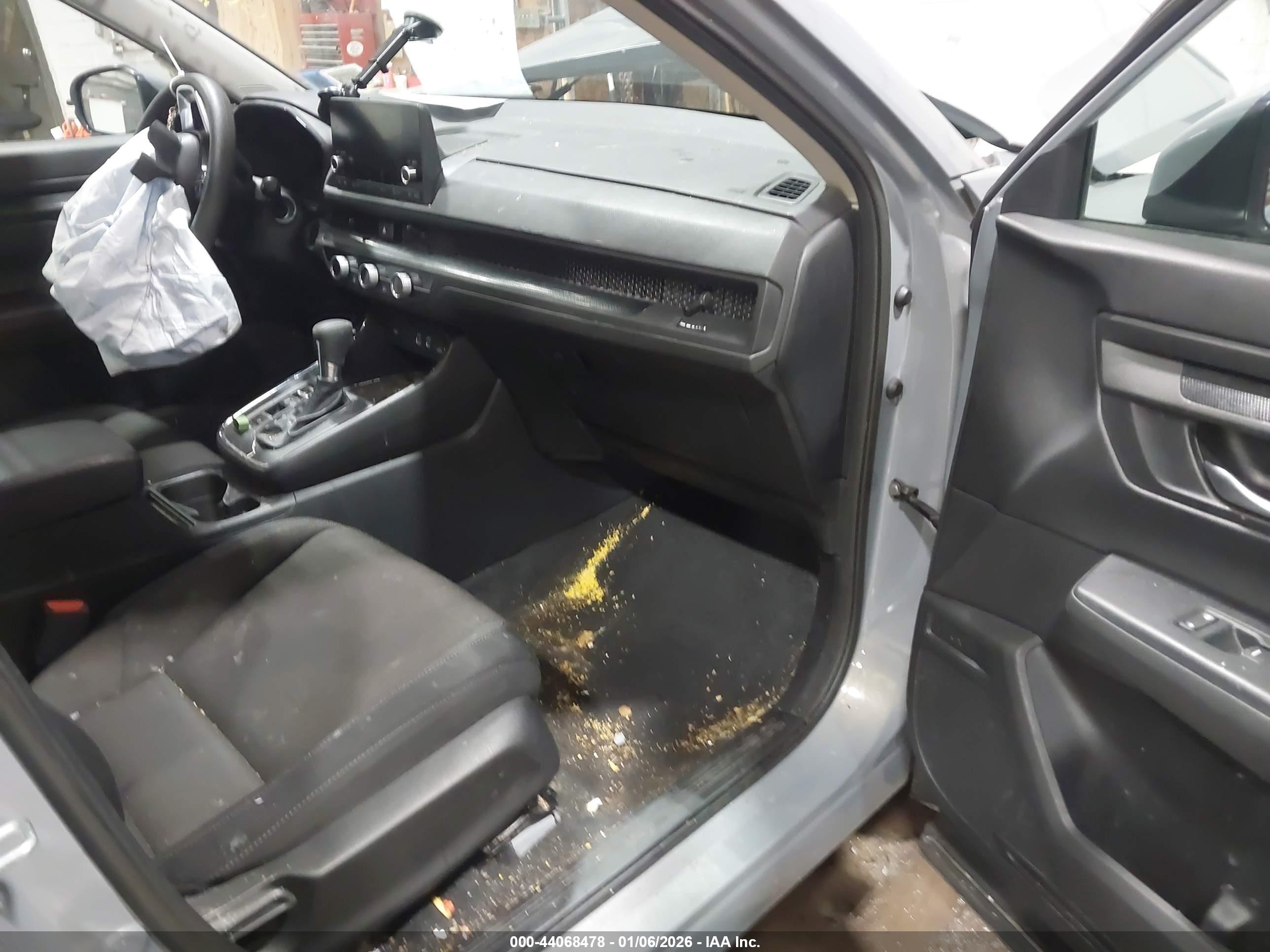 HONDA CR-V image 5