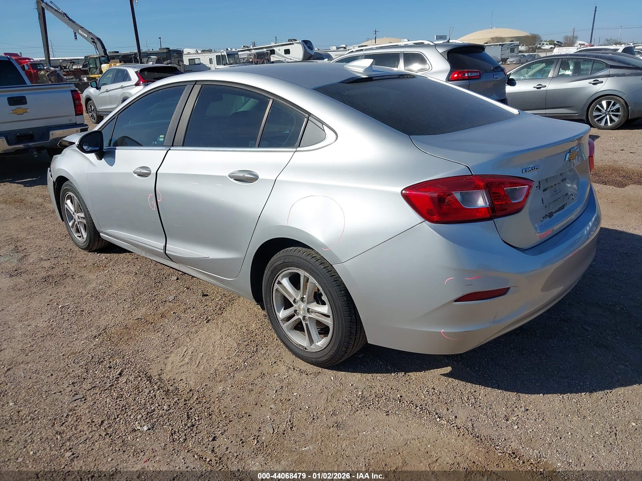 CHEVROLET CRUZE image 3
