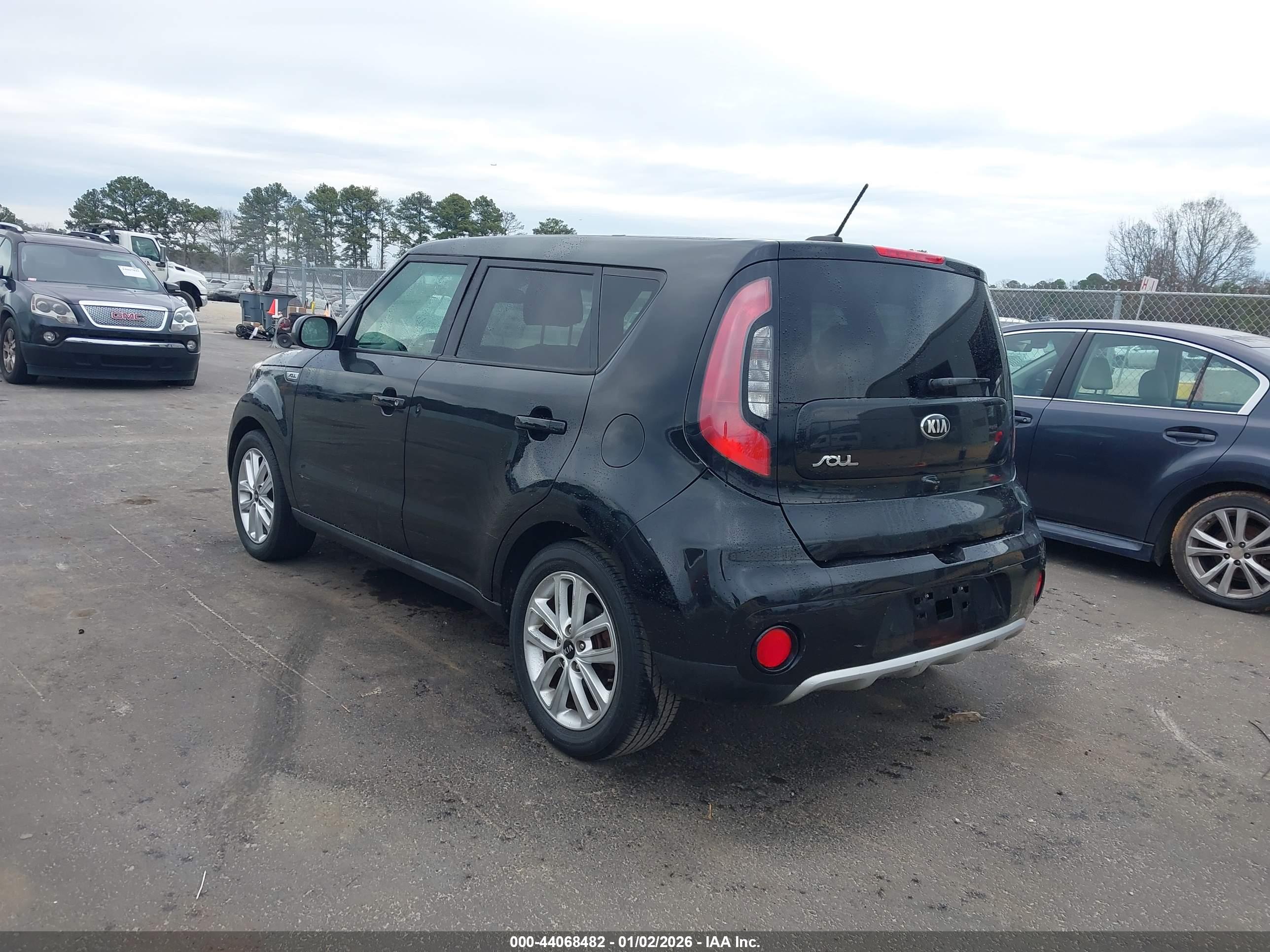 KIA SOUL image 3