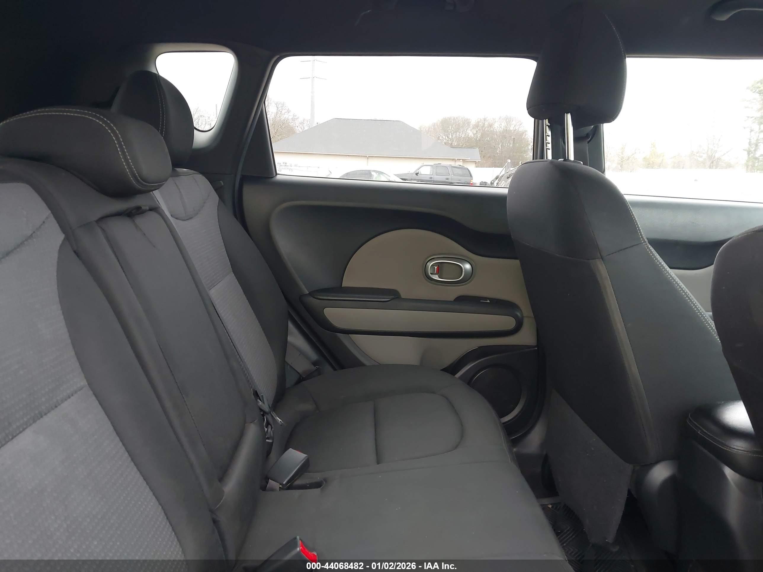 KIA SOUL image 8