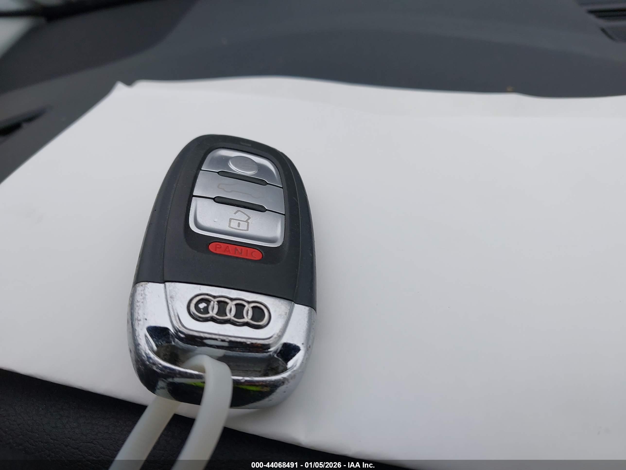 AUDI A4 image 11
