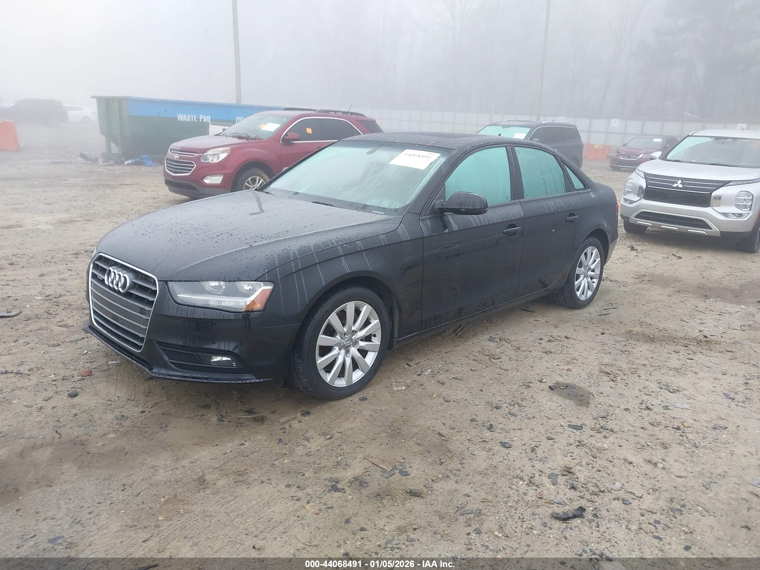 AUDI A4 image 2