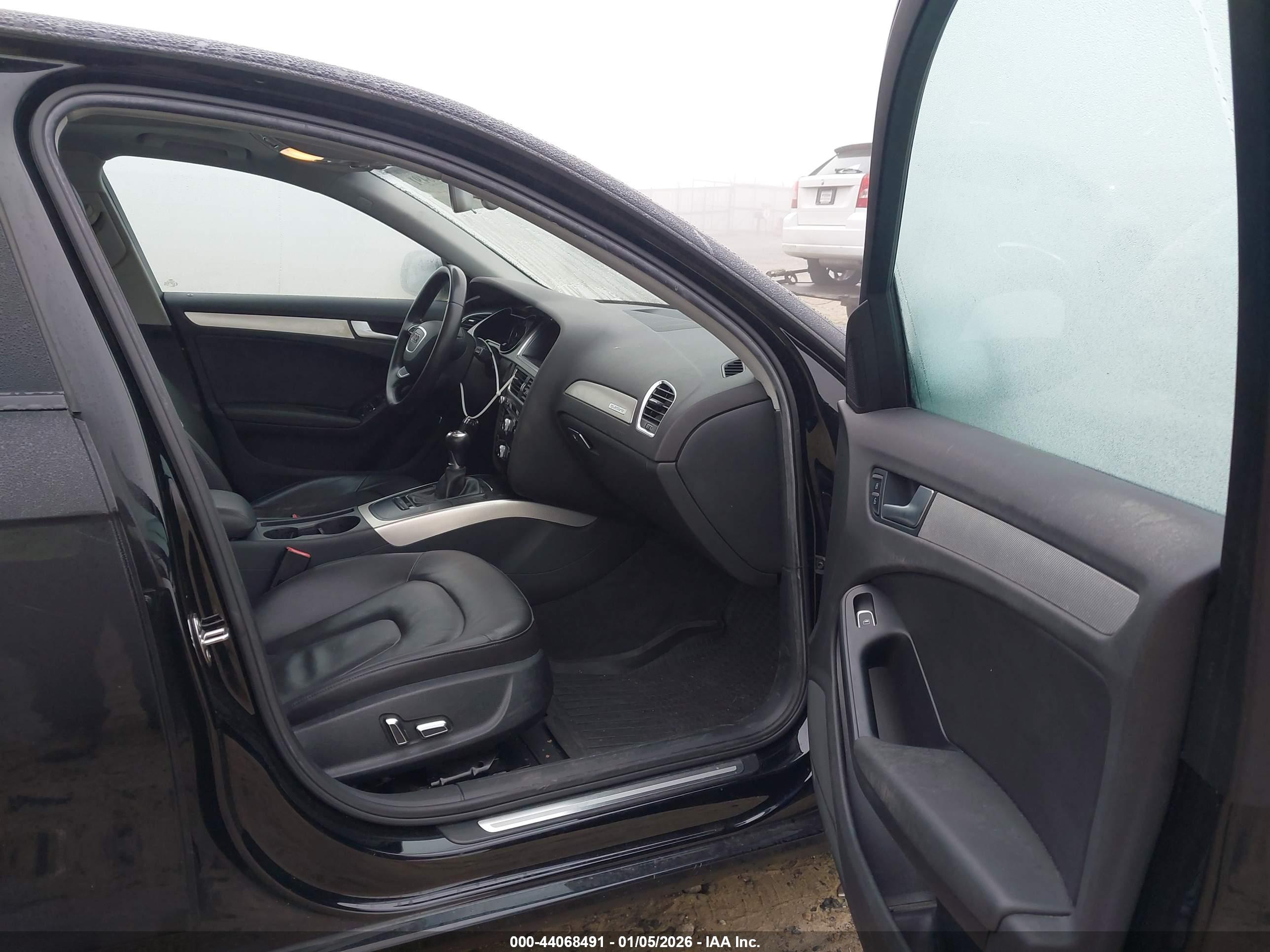 AUDI A4 image 5