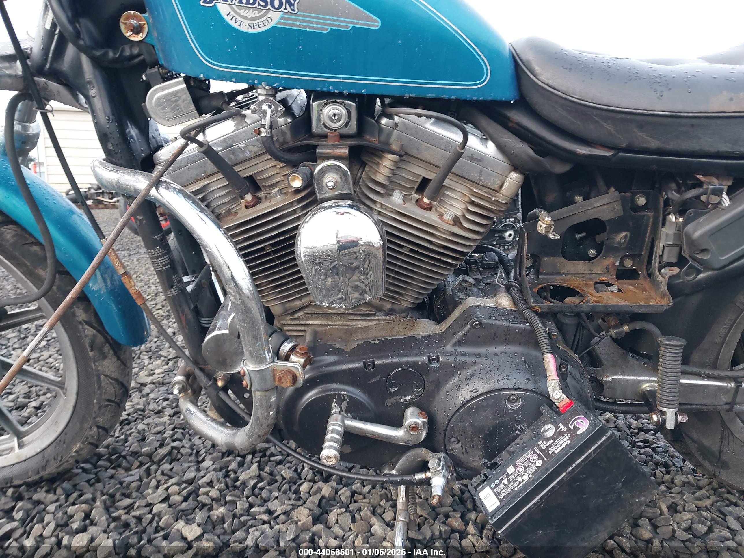 HARLEY-DAVIDSON XLH883 image 9