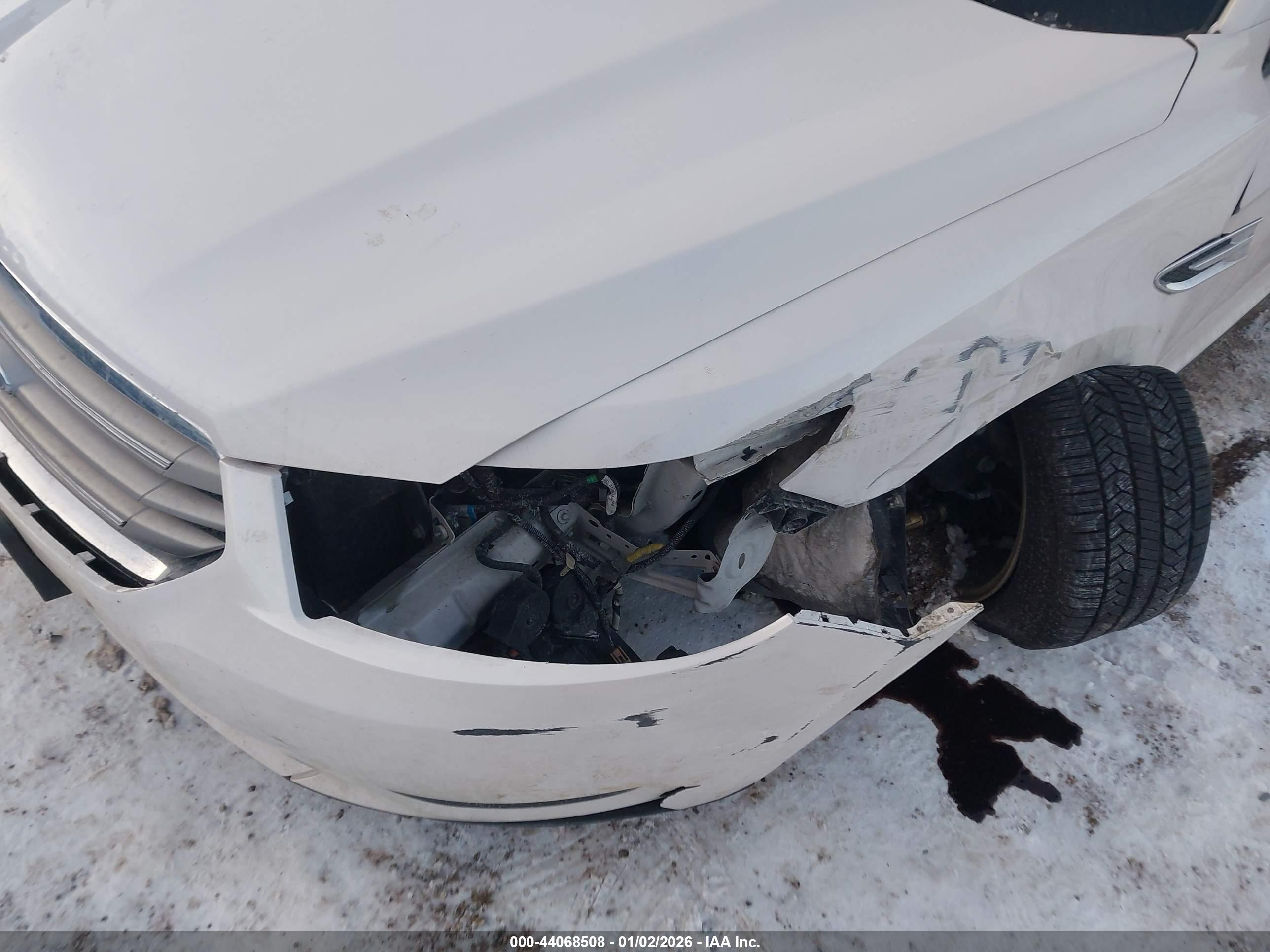 FORD TAURUS image 6