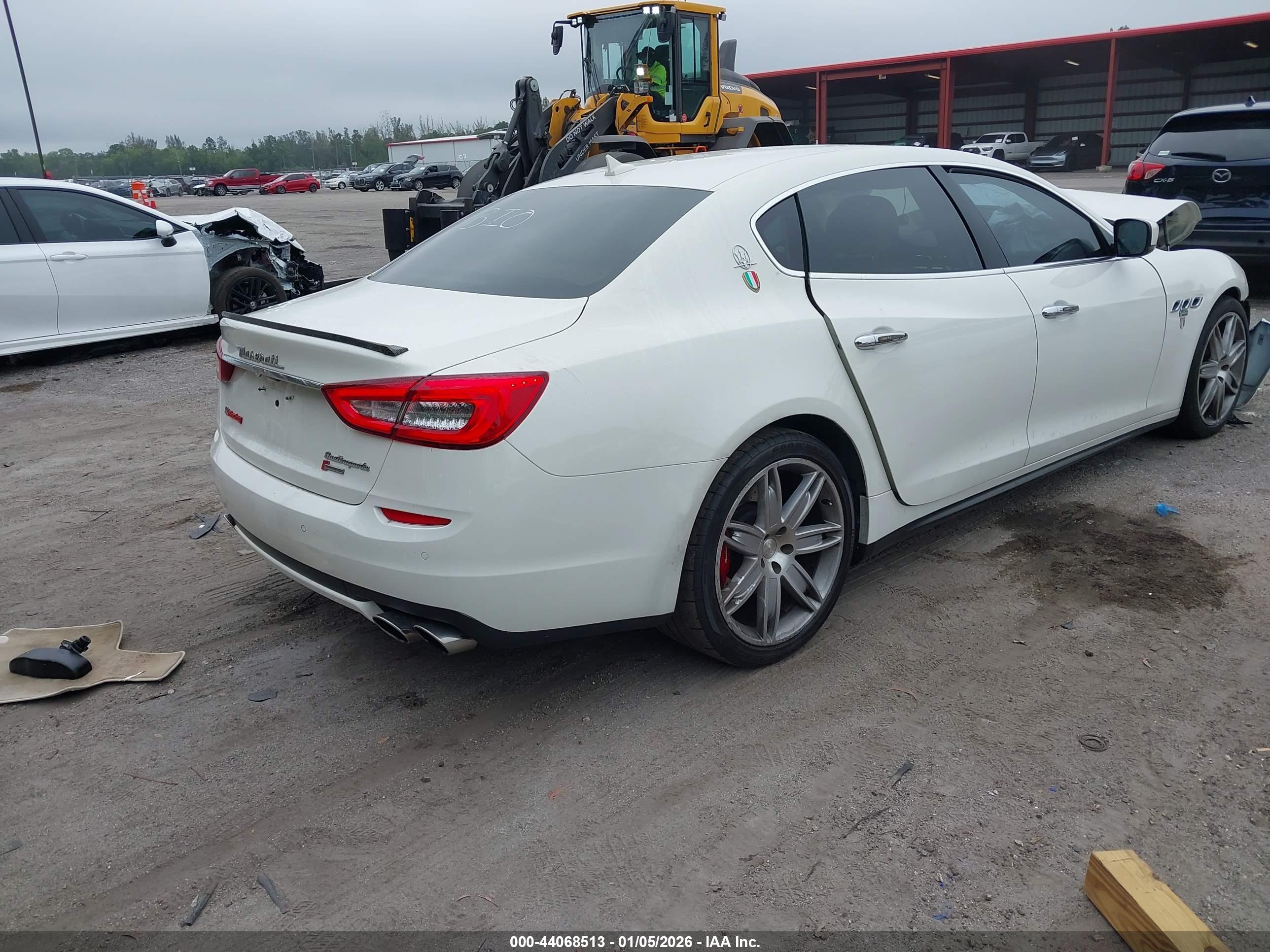 MASERATI QUATTROPORTE image 4