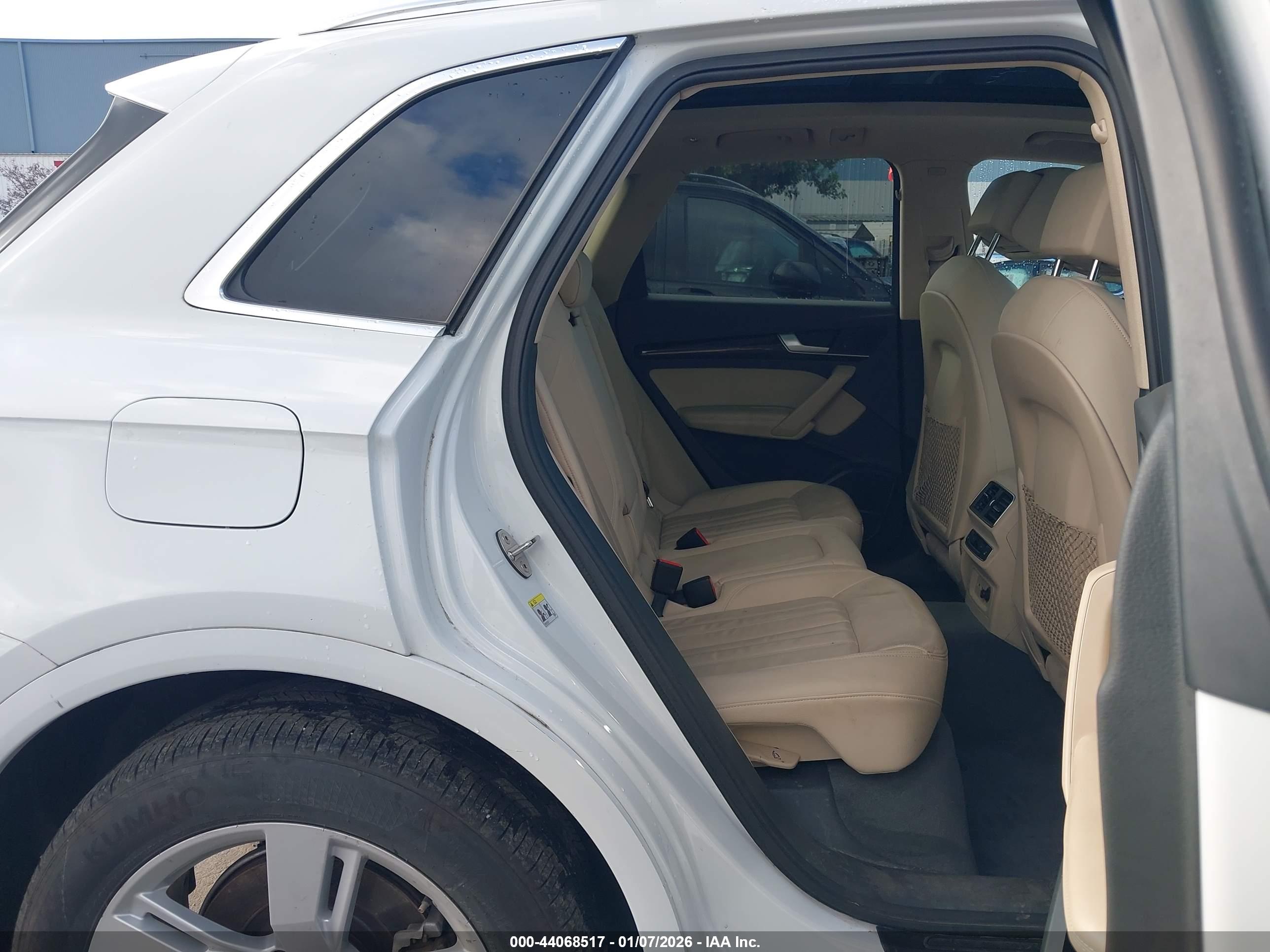 AUDI Q5 image 8