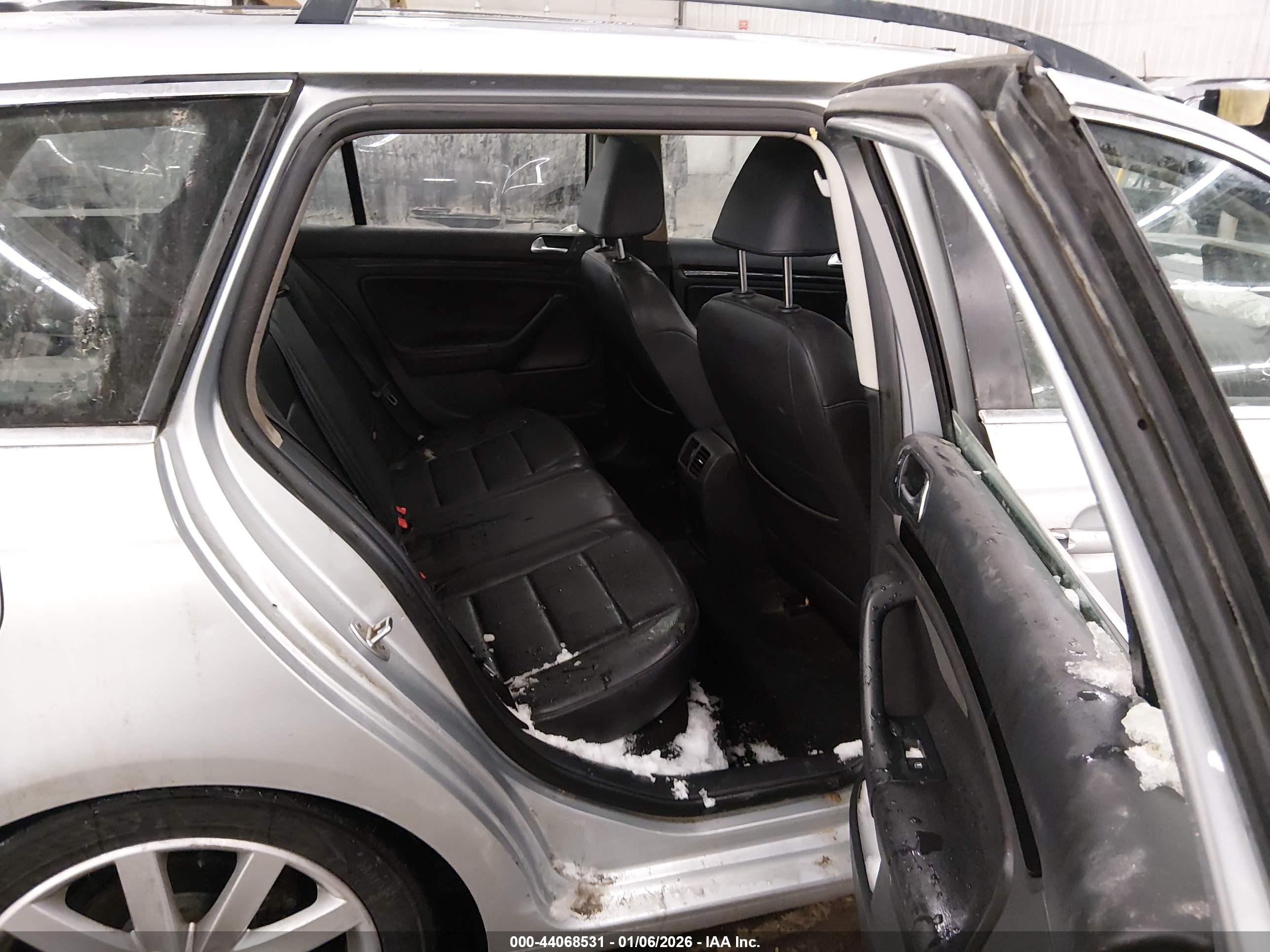 VOLKSWAGEN JETTA image 8