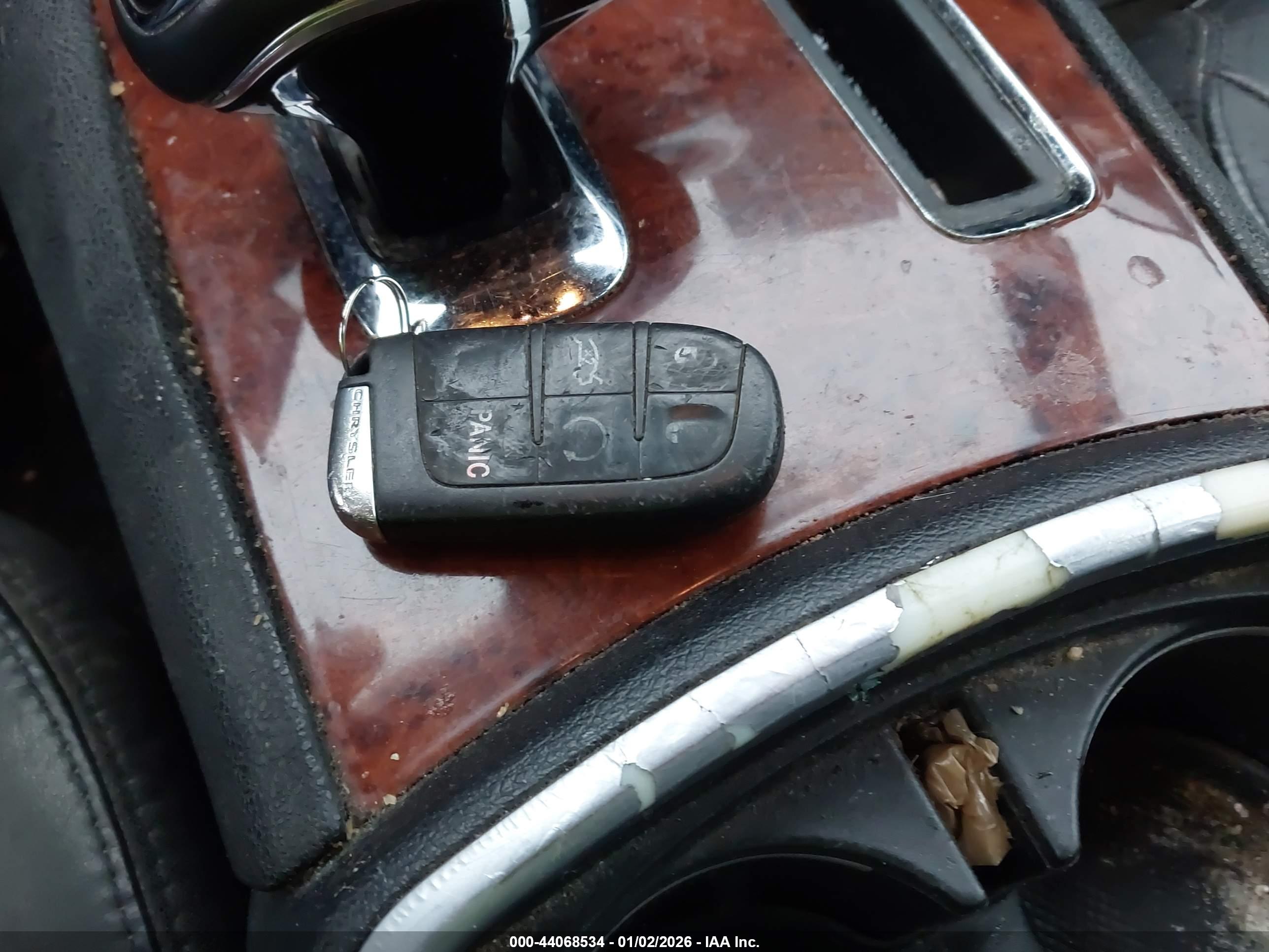 CHRYSLER 300 image 11