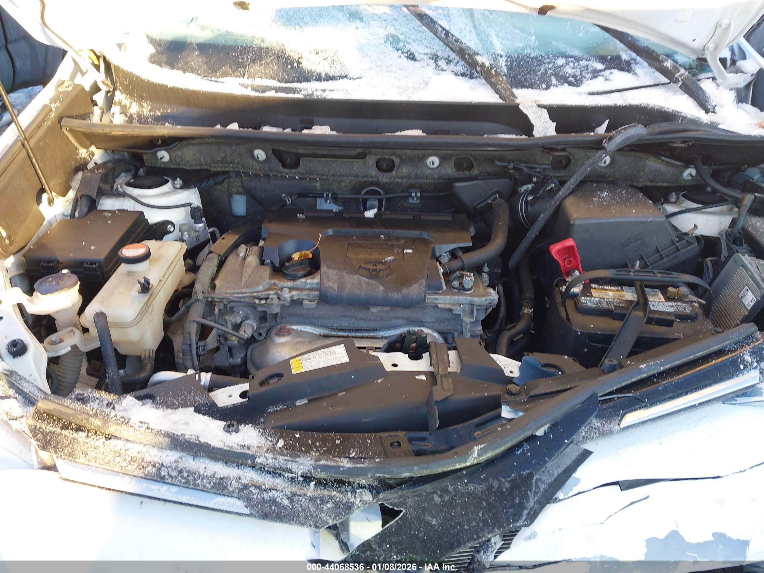 TOYOTA RAV4 image 10