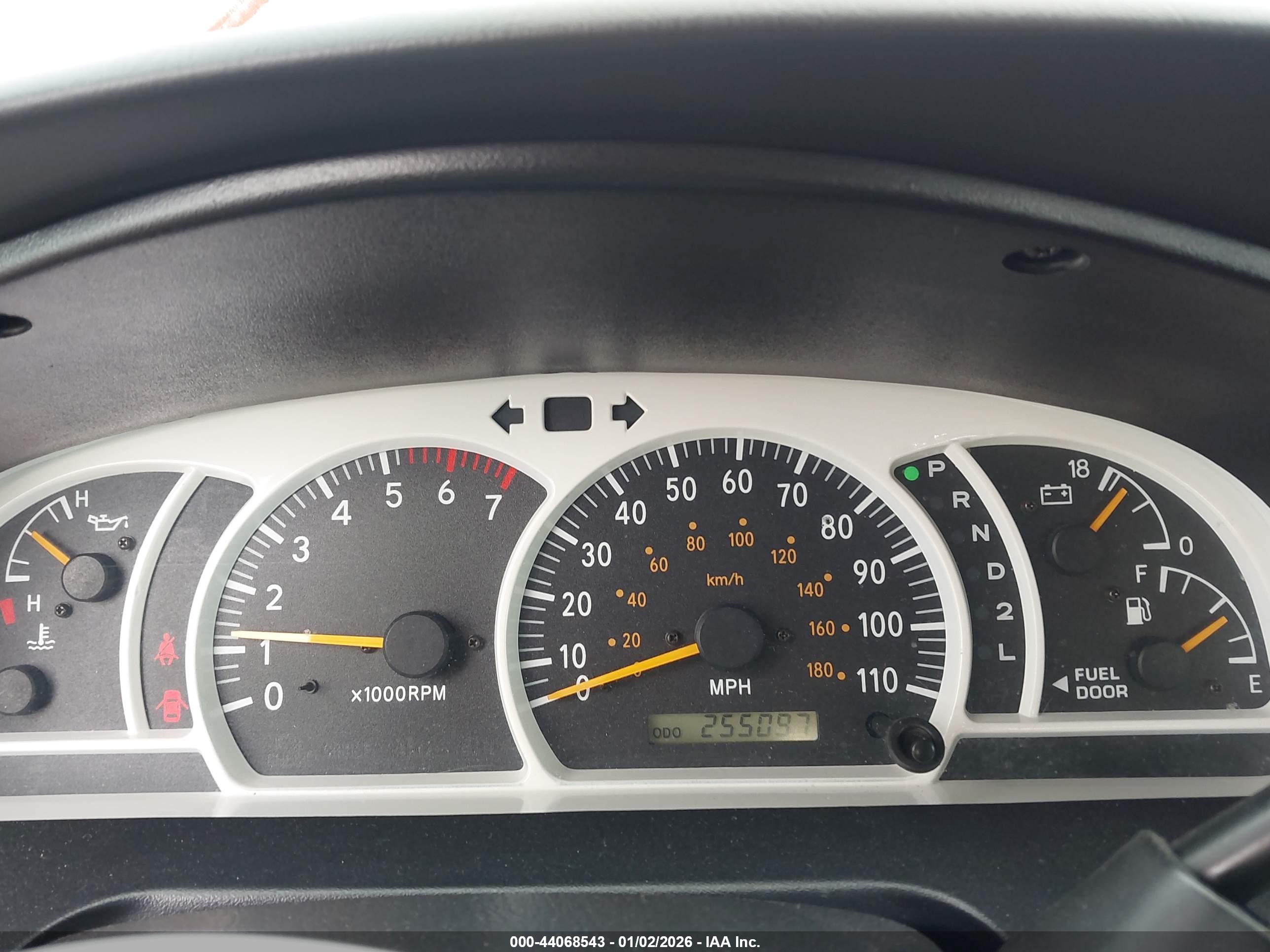TOYOTA TUNDRA image 7