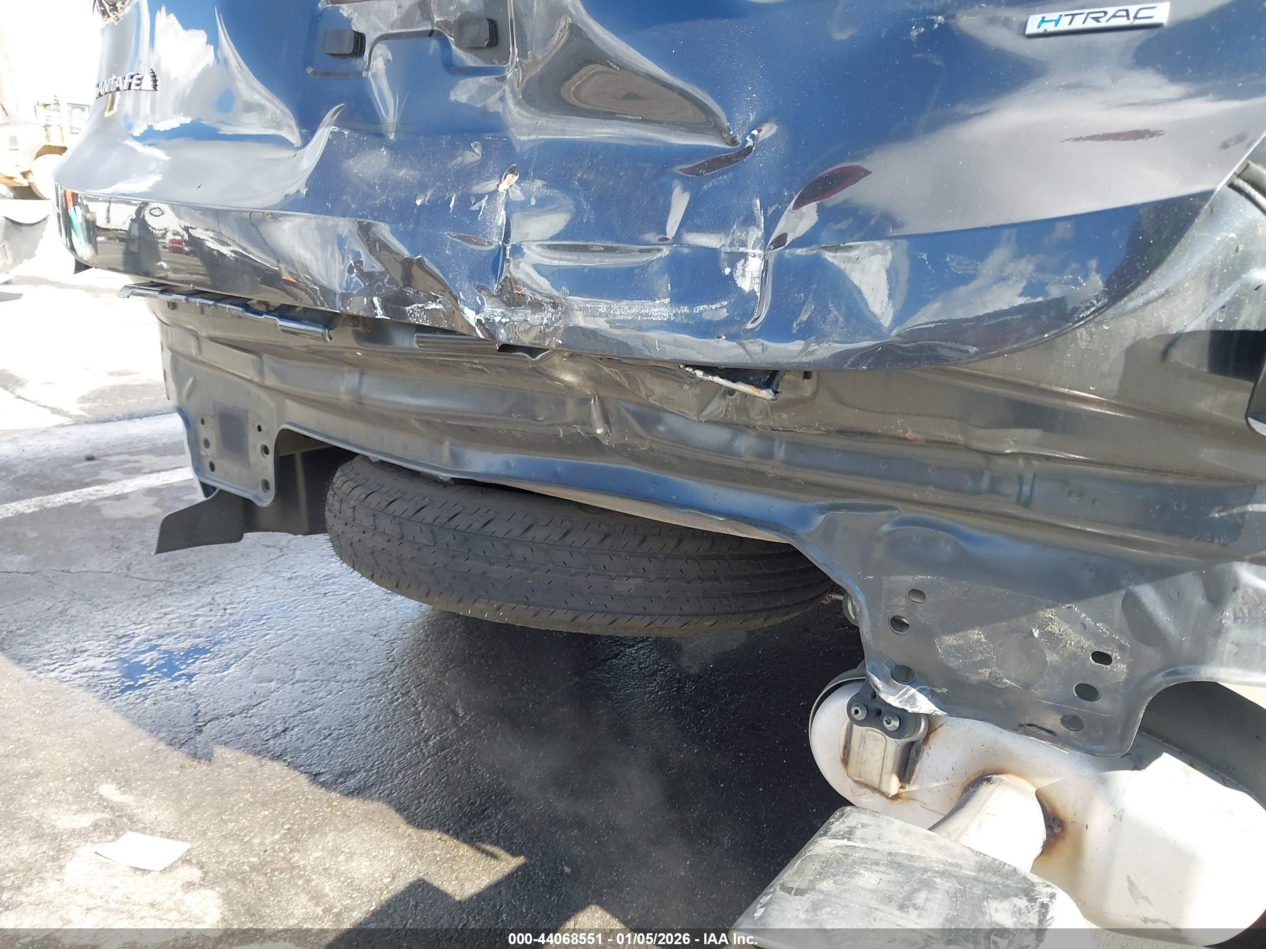 HYUNDAI SANTA image 6