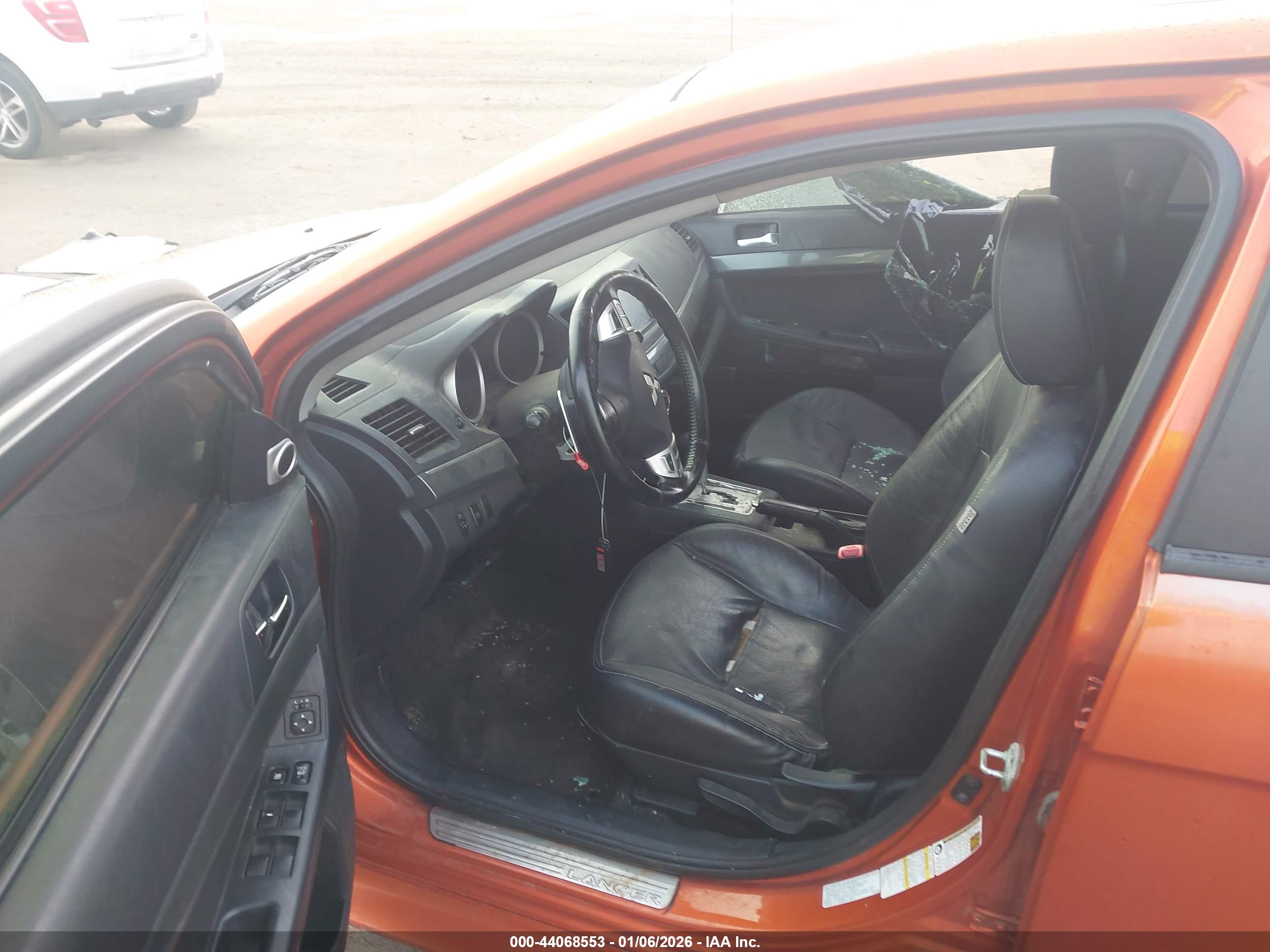 MITSUBISHI LANCER image 5