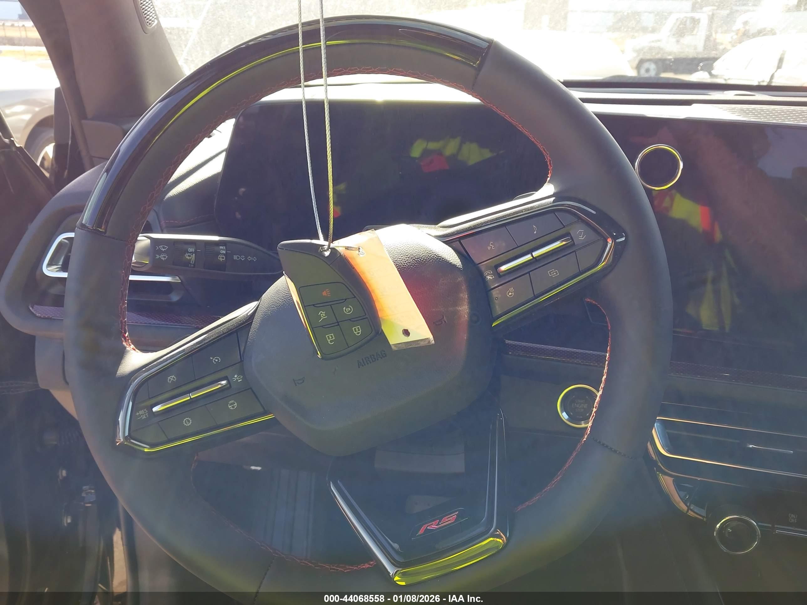 CHEVROLET TRAVERSE image 11