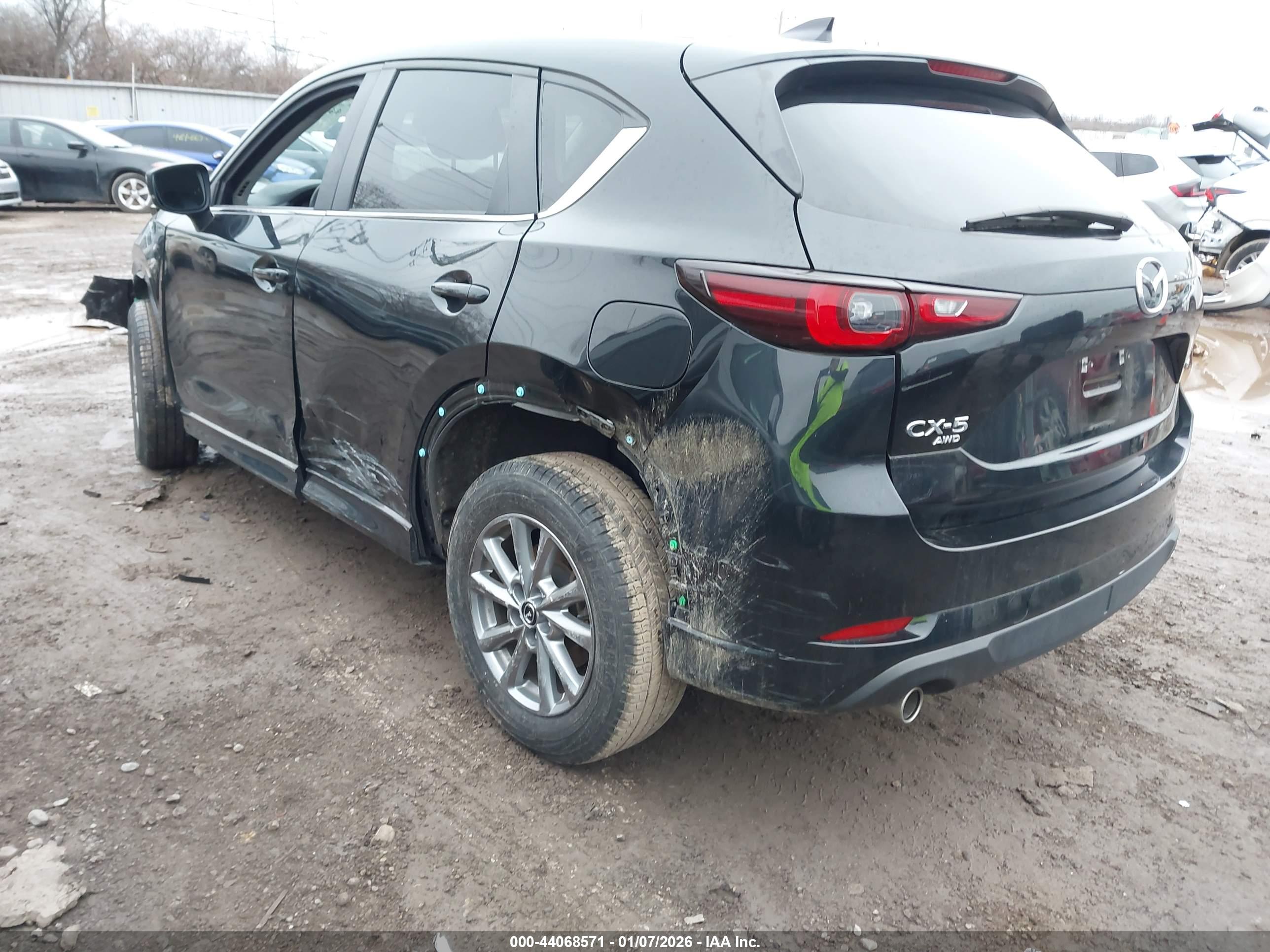 MAZDA CX-5 image 3