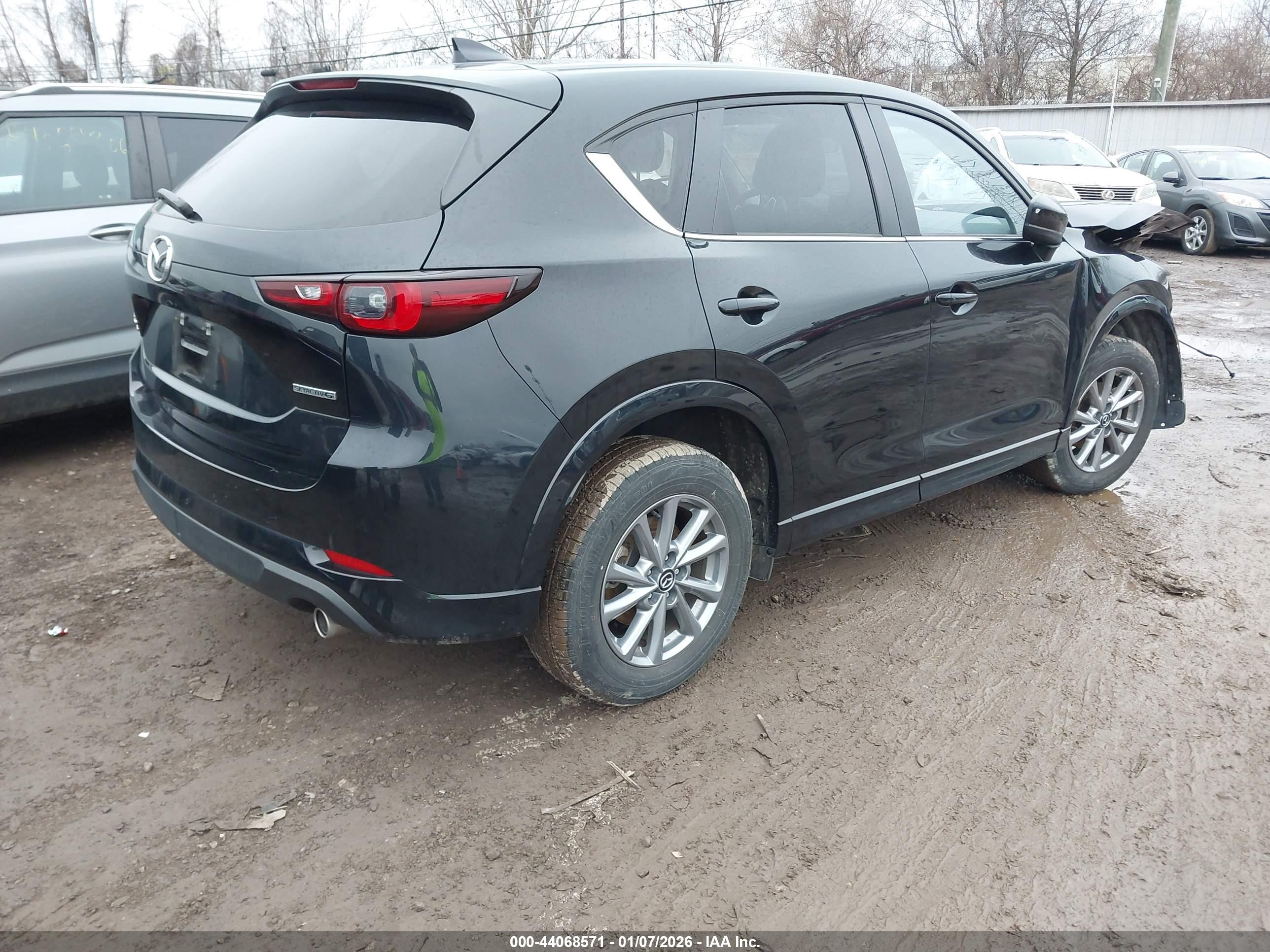 MAZDA CX-5 image 4