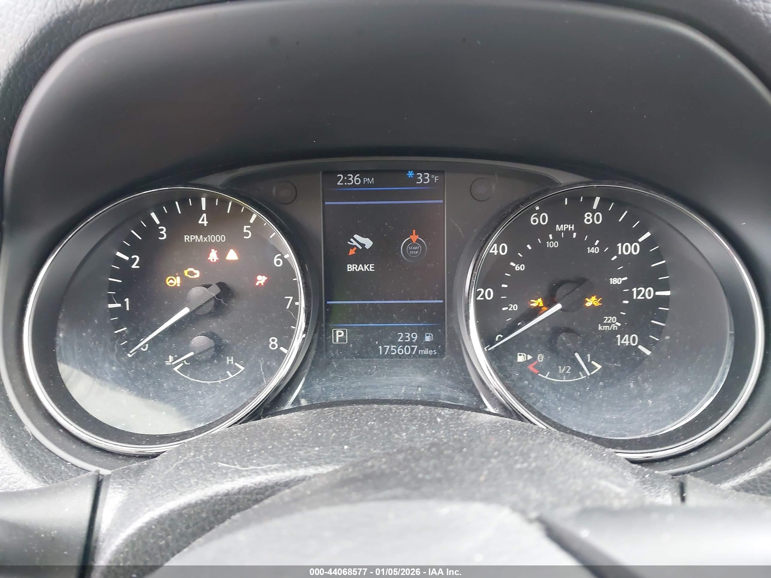NISSAN ROGUE image 7