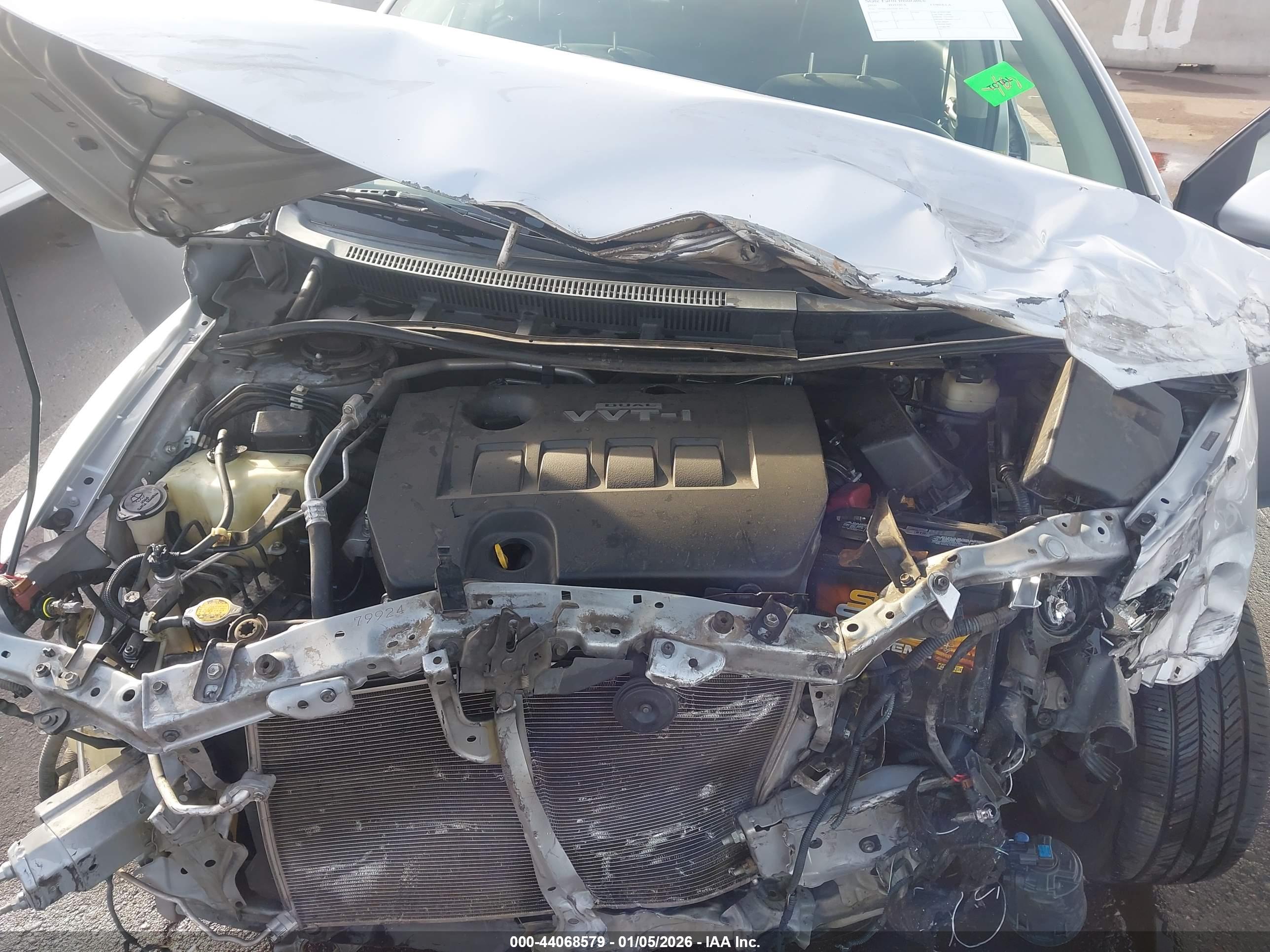TOYOTA COROLLA image 10