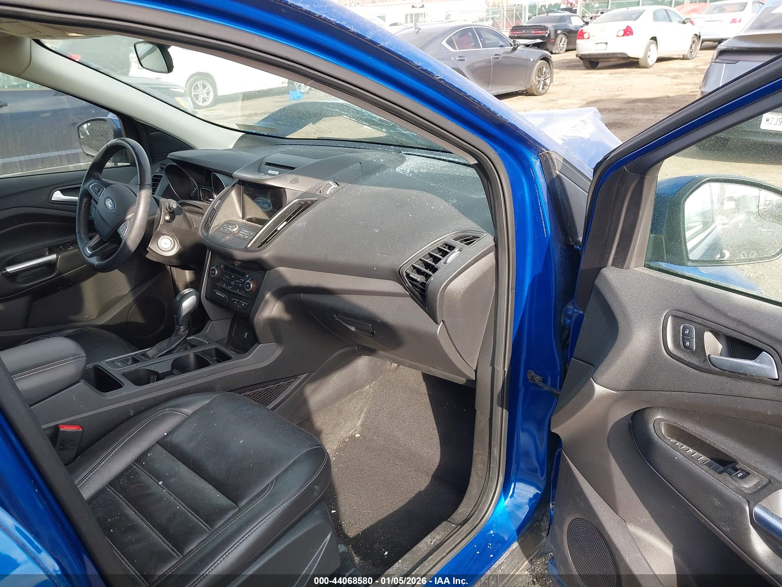 FORD ESCAPE image 5