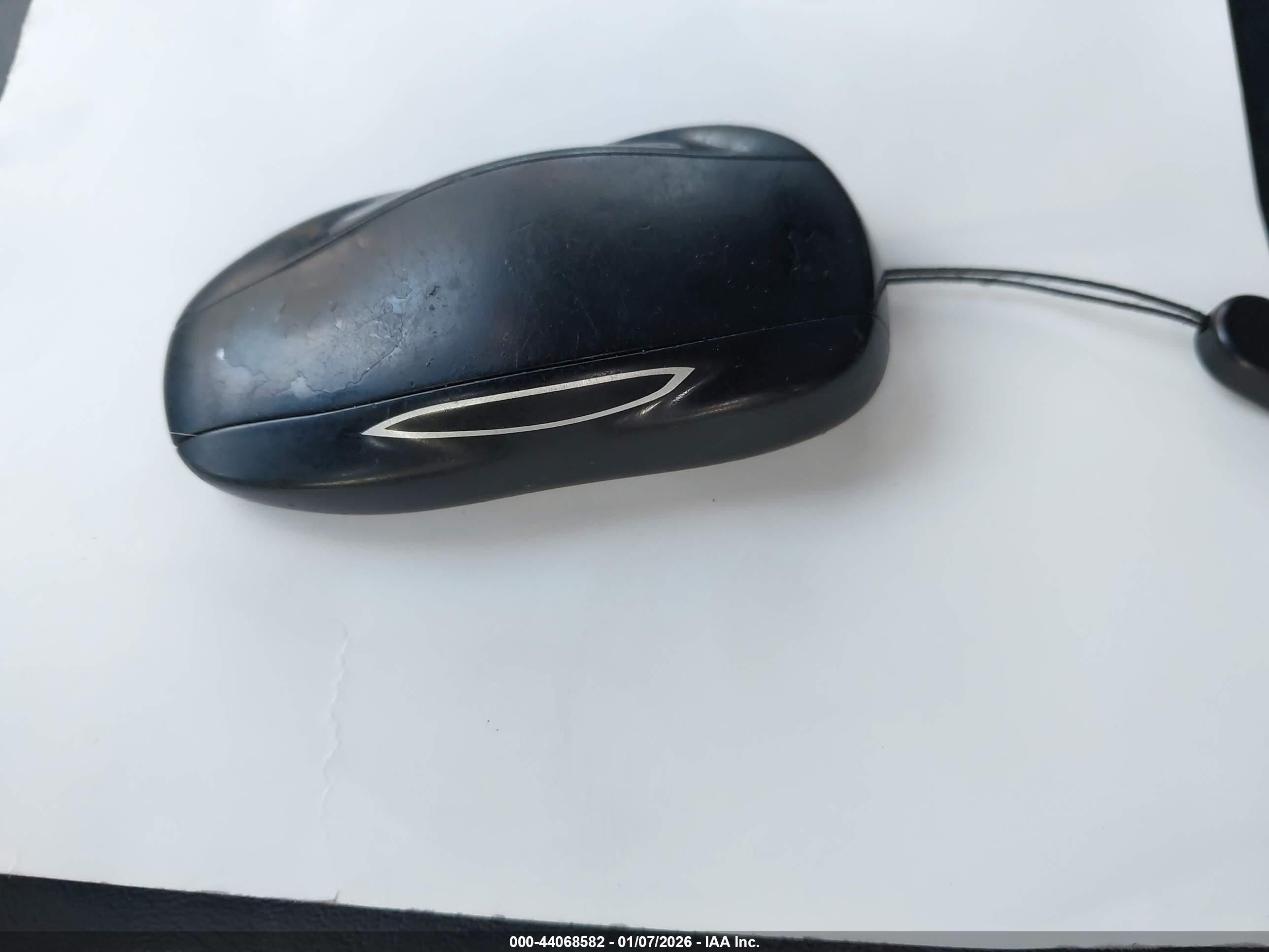 TESLA MODEL image 11