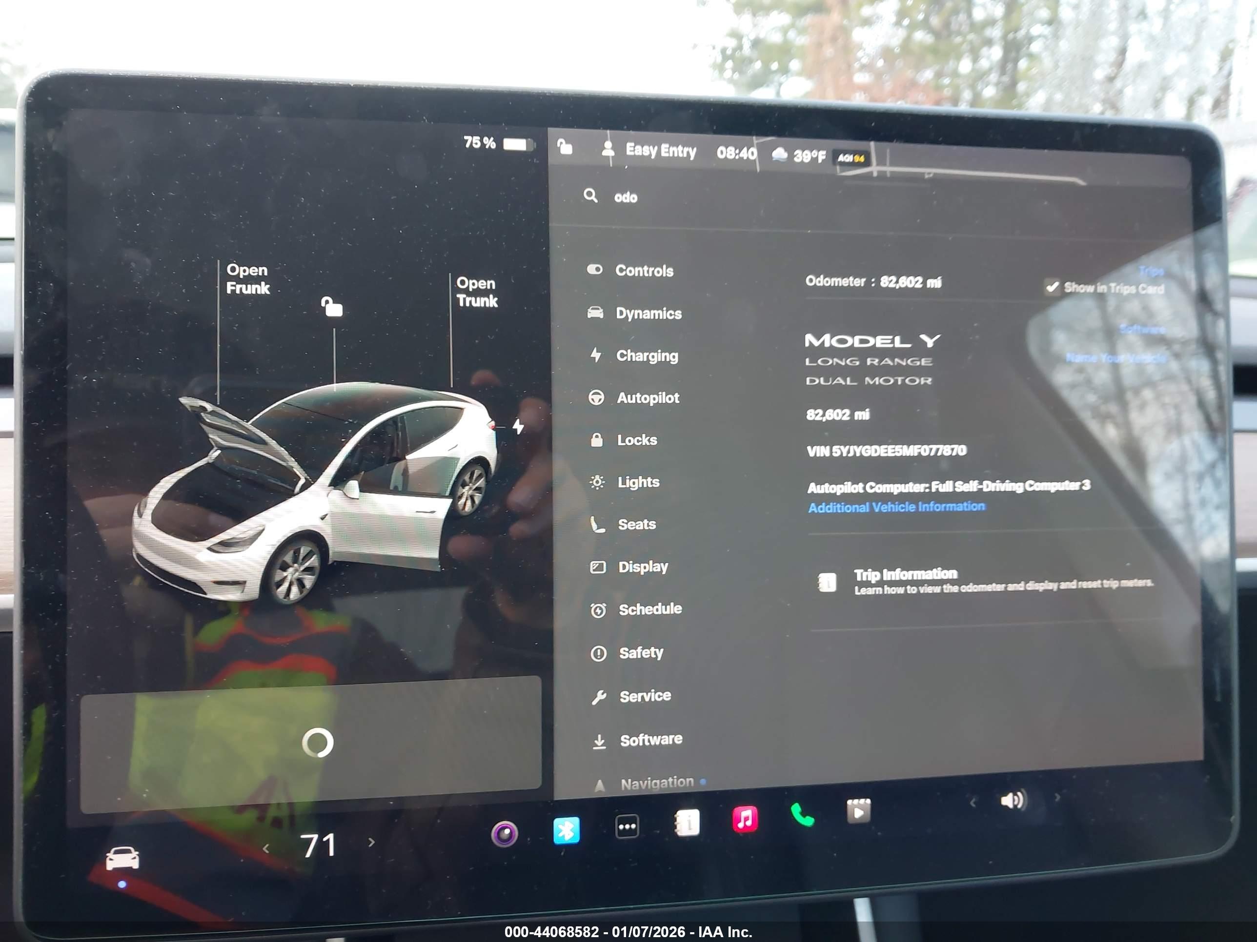 TESLA MODEL image 7