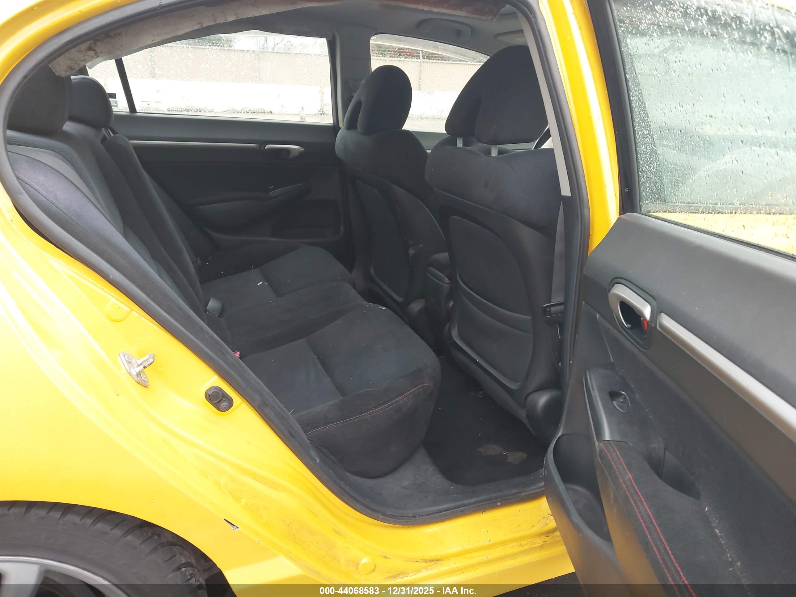 HONDA CIVIC image 8