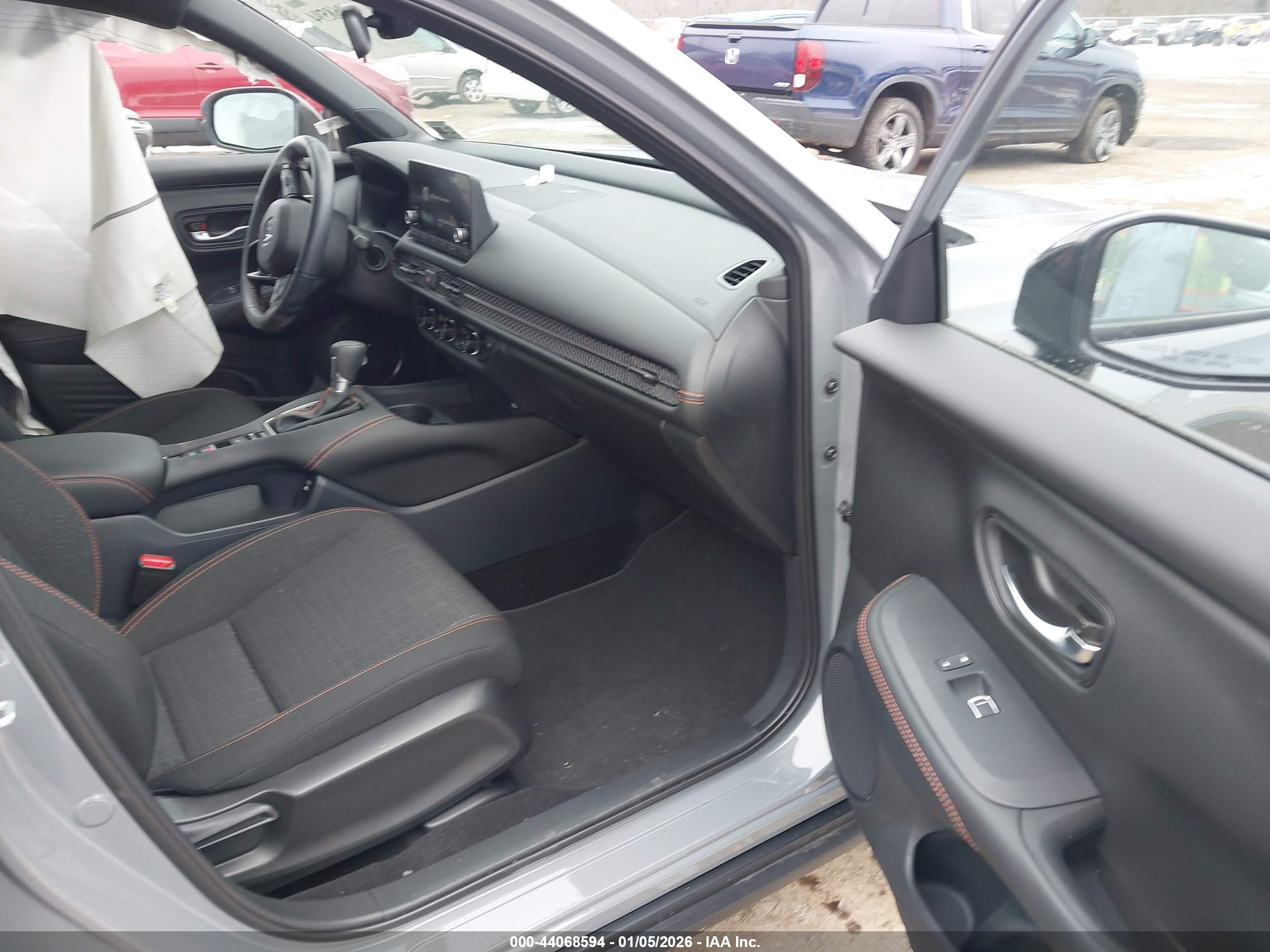 HONDA HR-V image 5