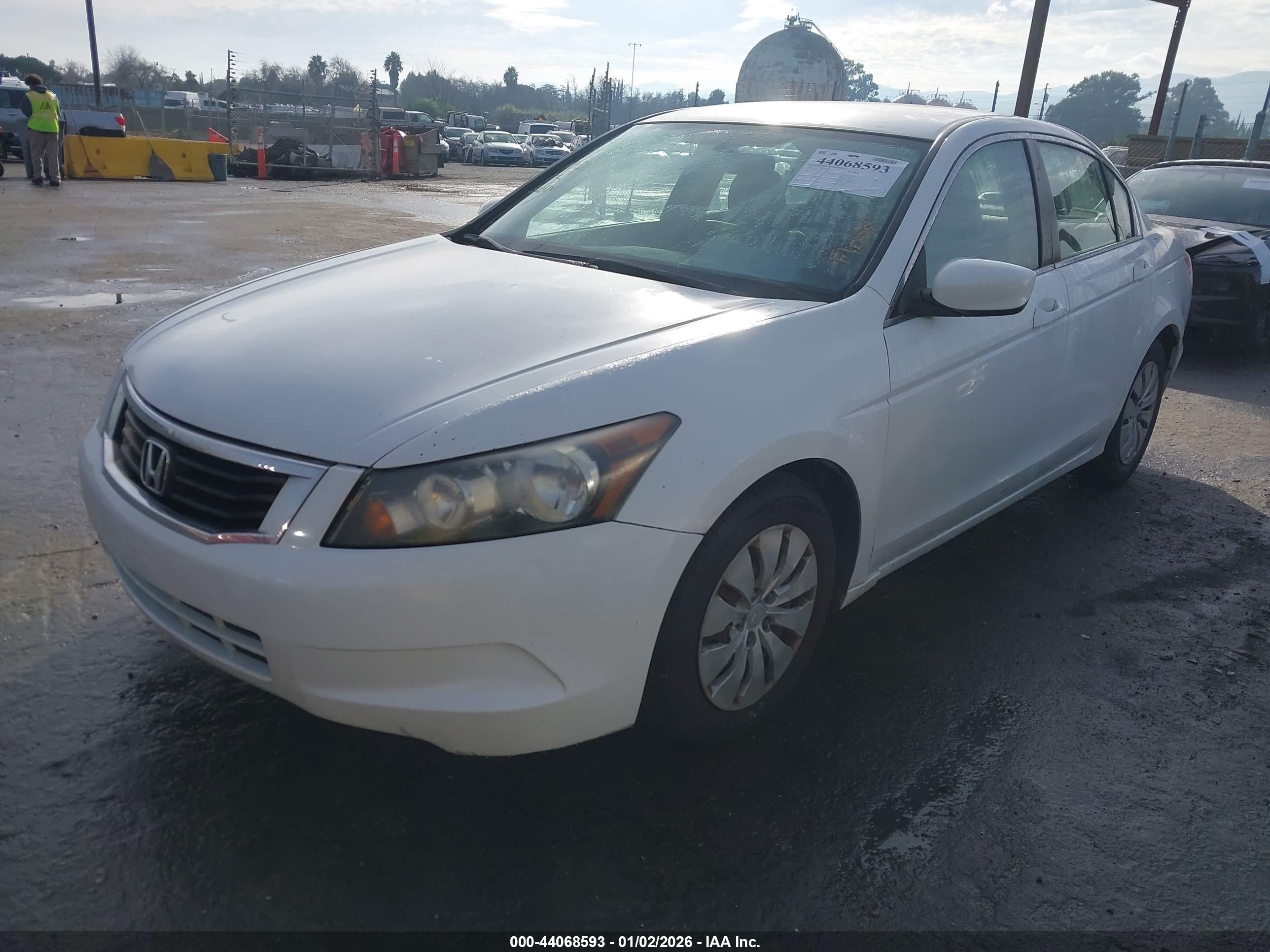 HONDA ACCORD image 2