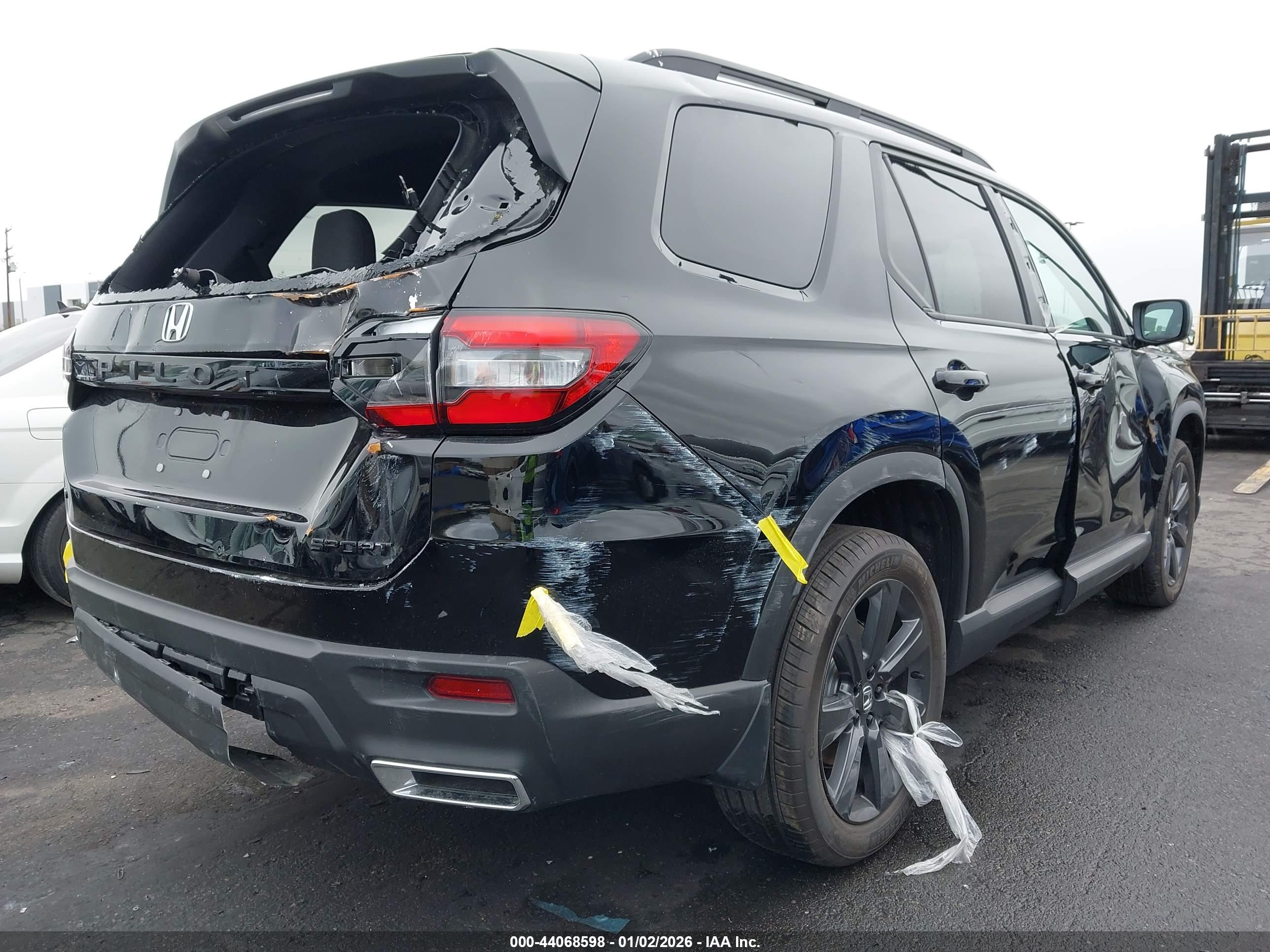 HONDA PILOT image 4