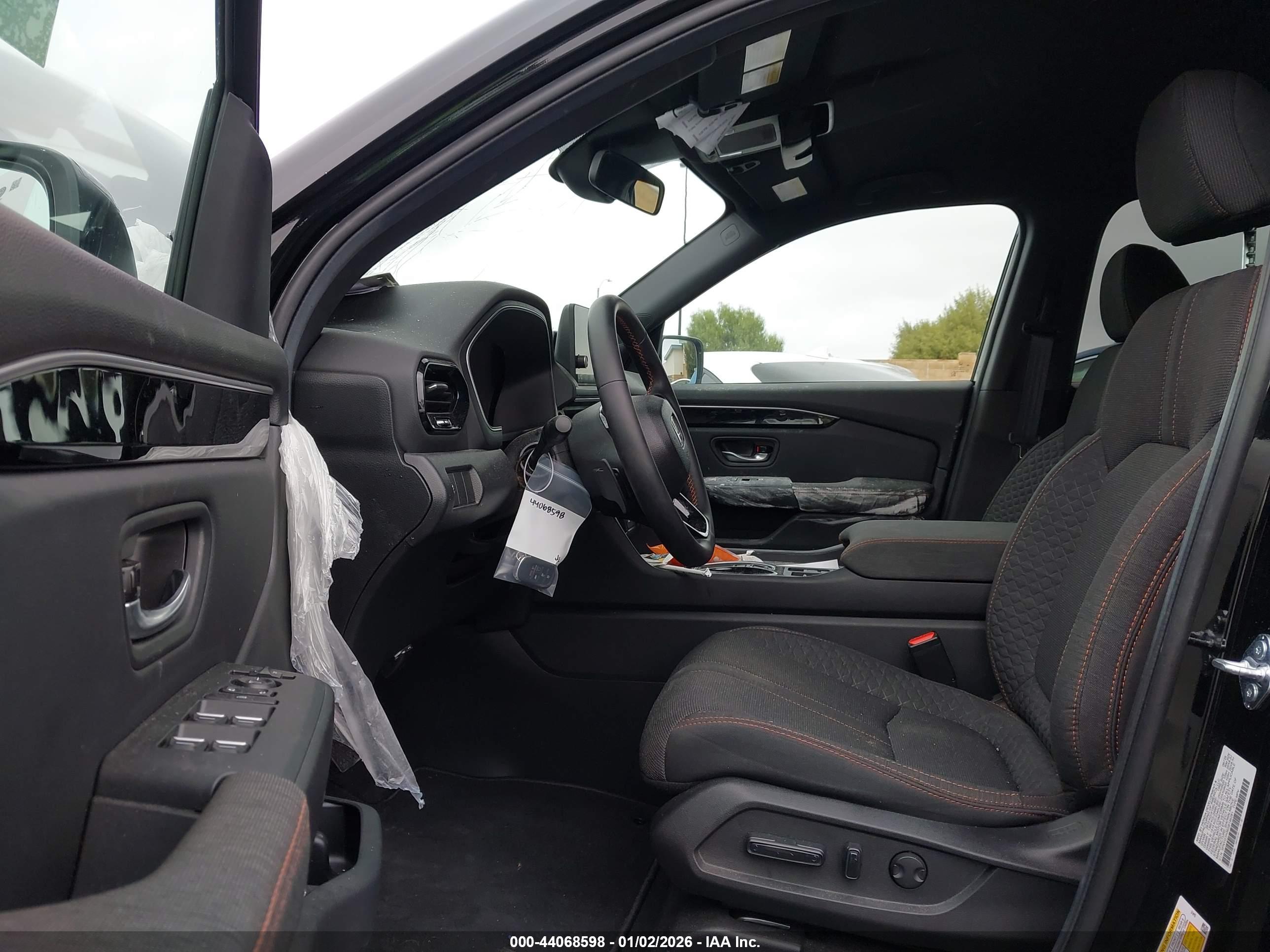 HONDA PILOT image 5