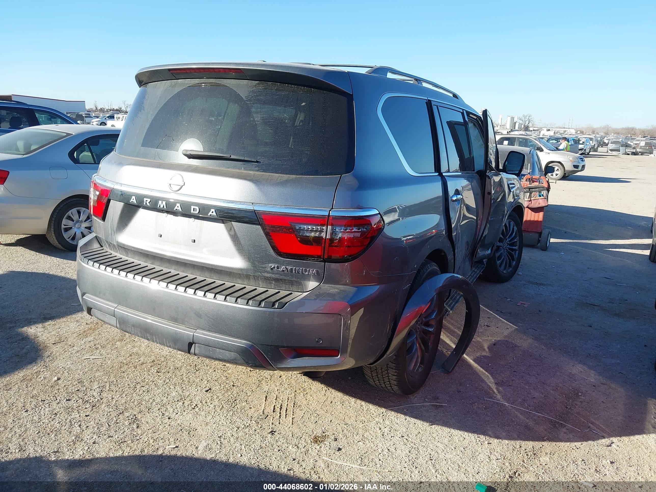 NISSAN ARMADA image 4