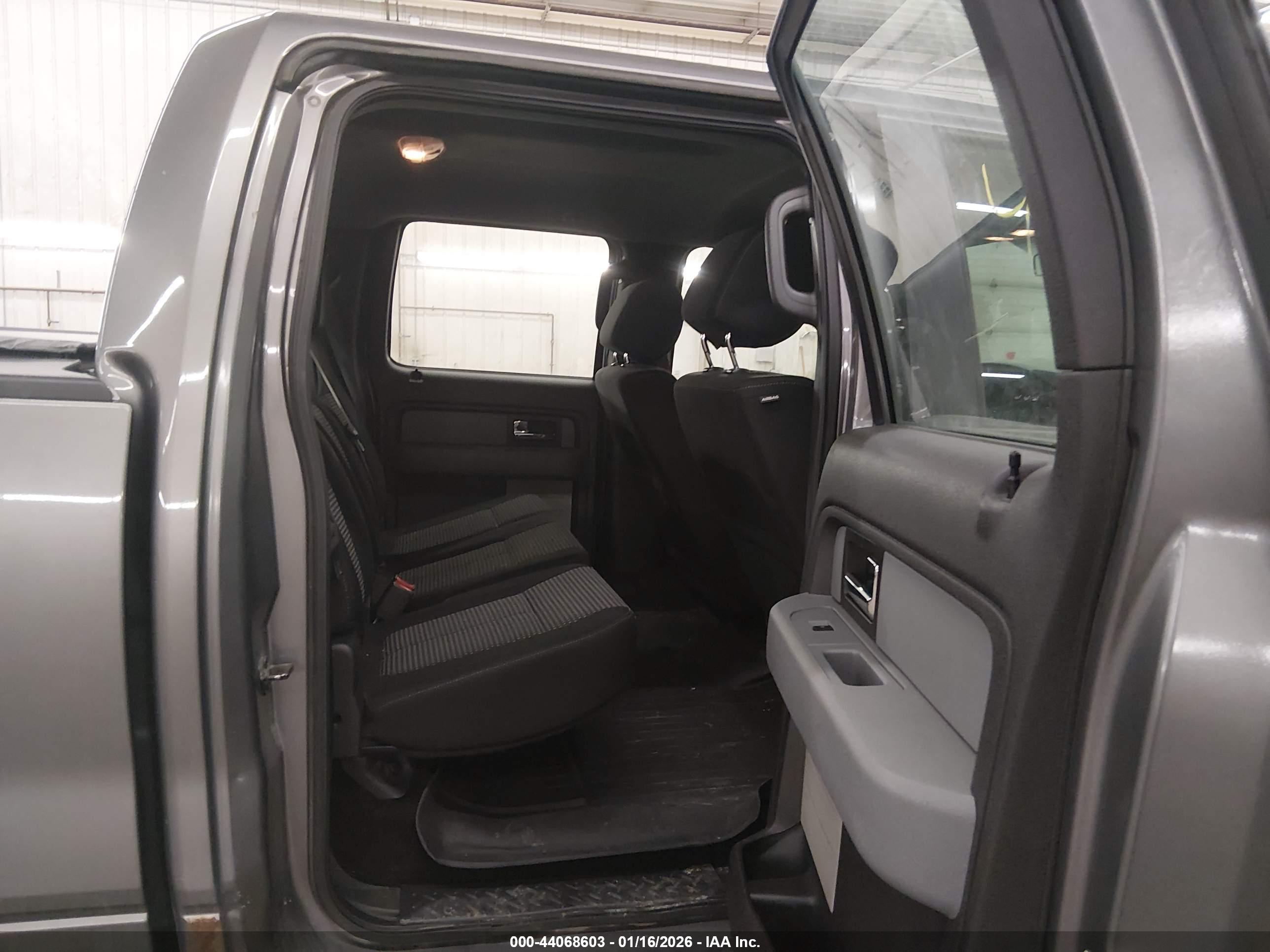 FORD F-150 image 8