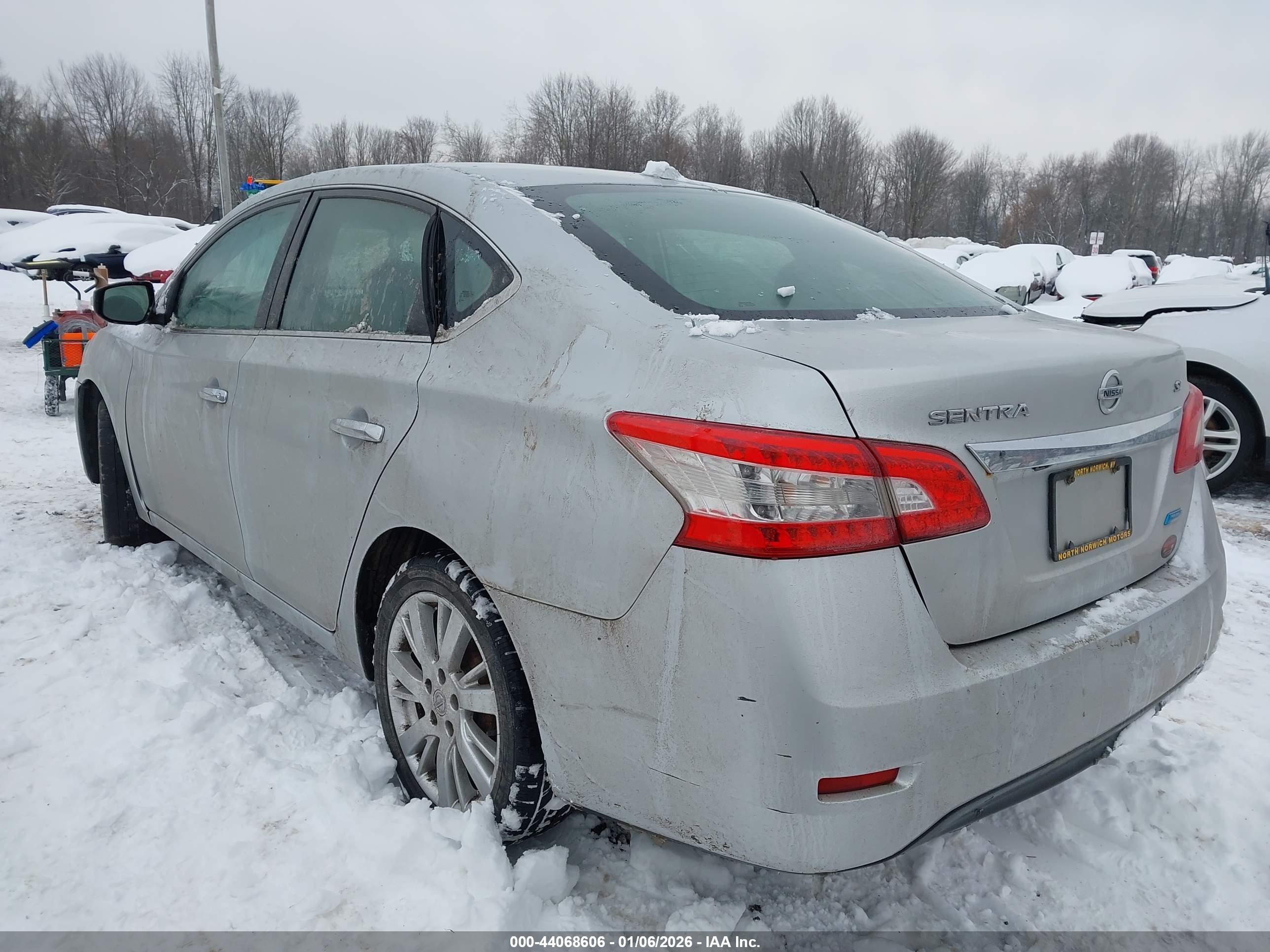 NISSAN SENTRA image 3