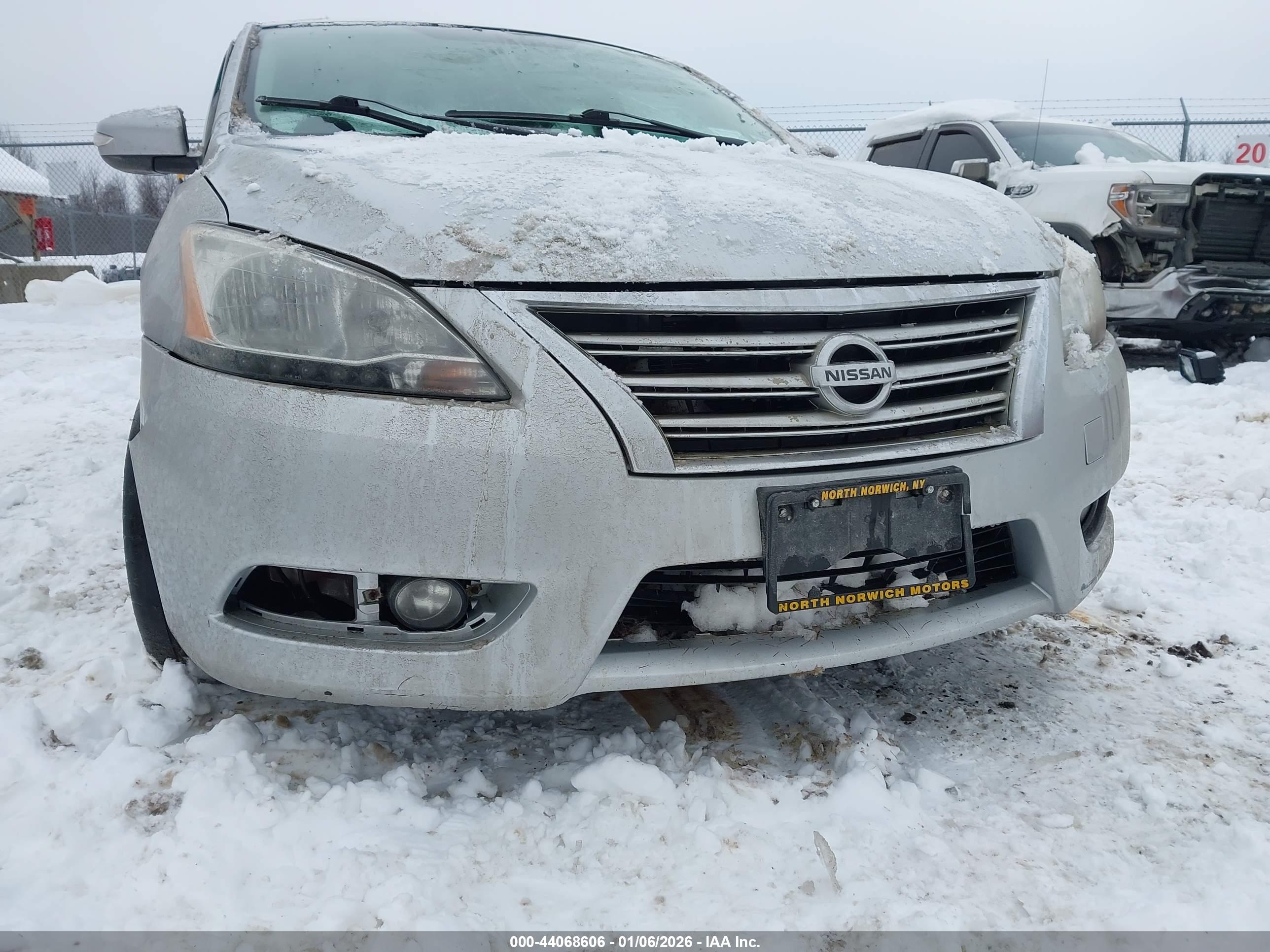 NISSAN SENTRA image 6