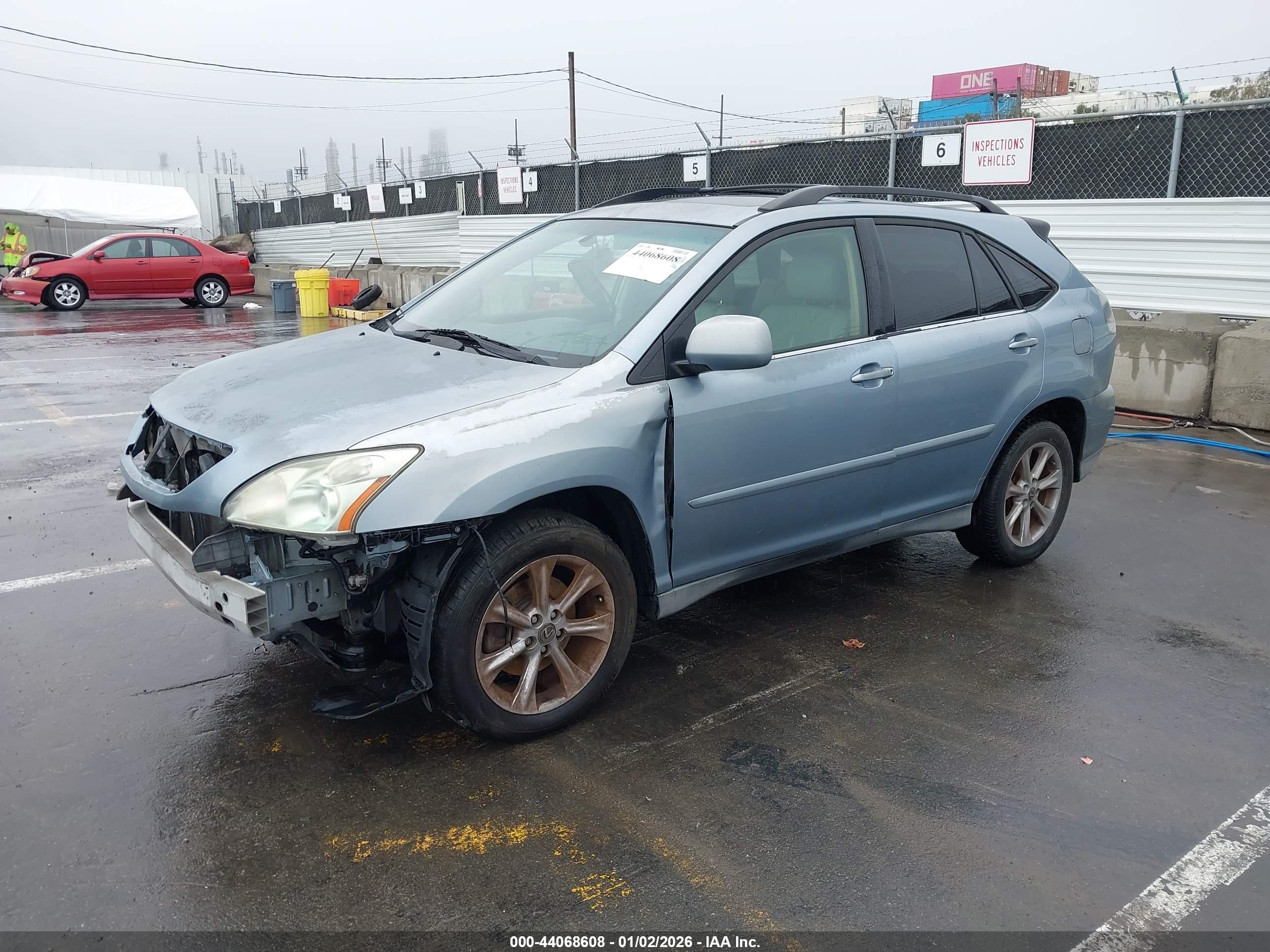 LEXUS RX image 2