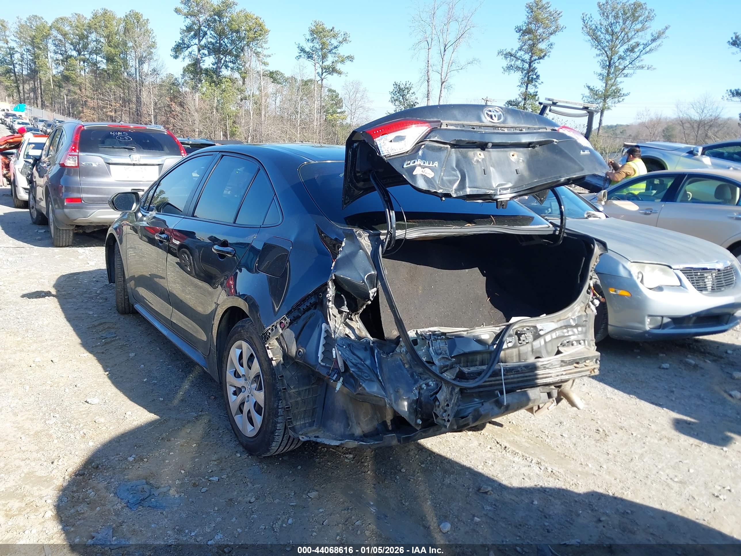 TOYOTA COROLLA image 3