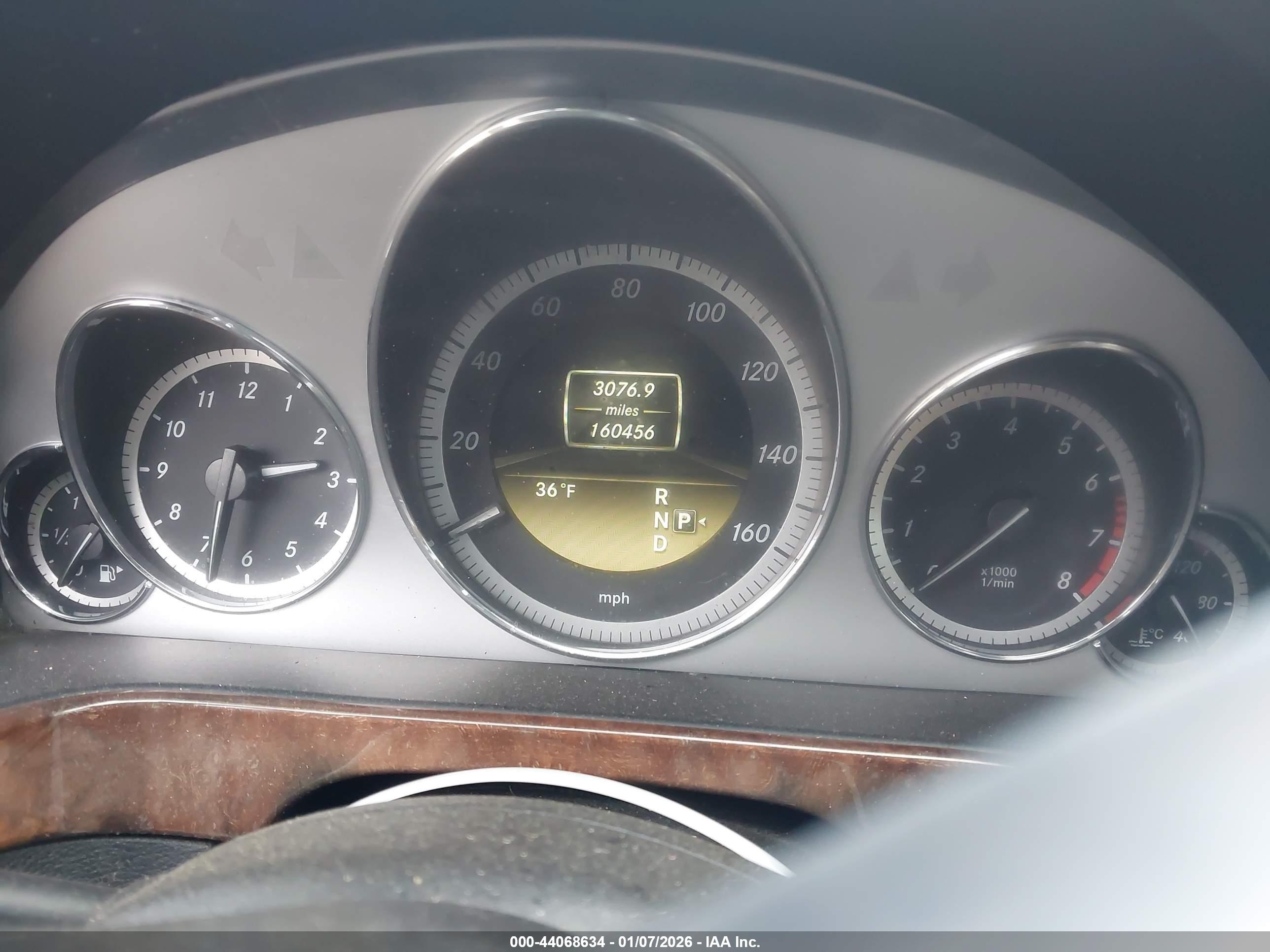 MERCEDES-BENZ E image 7