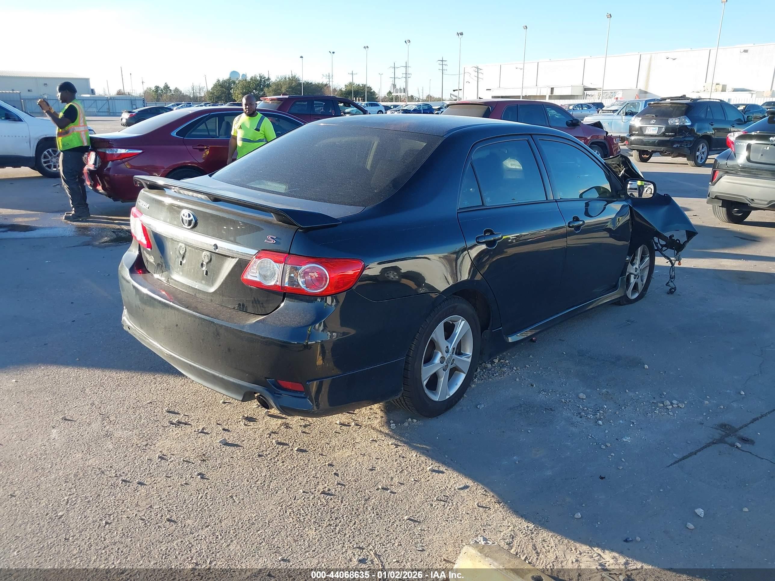 TOYOTA COROLLA image 4
