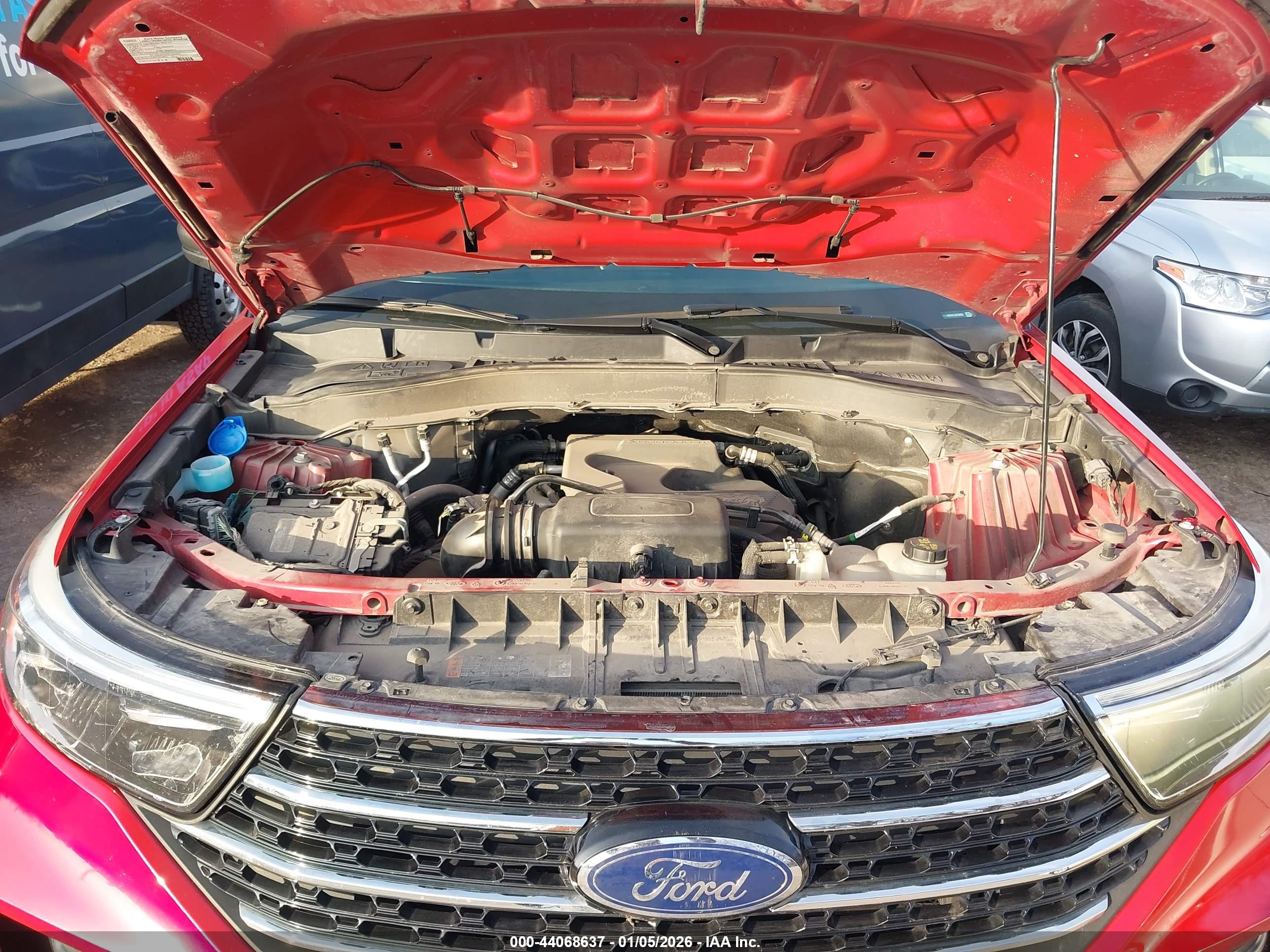 FORD EXPLORER image 10