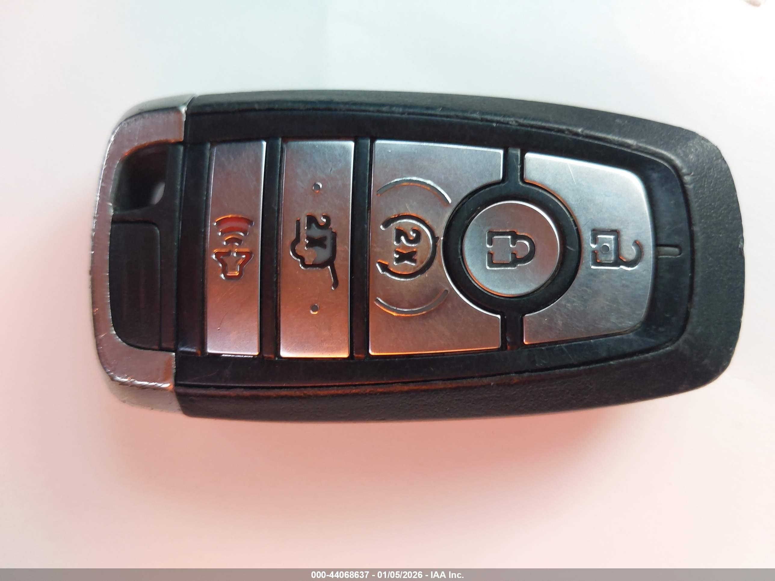FORD EXPLORER image 11