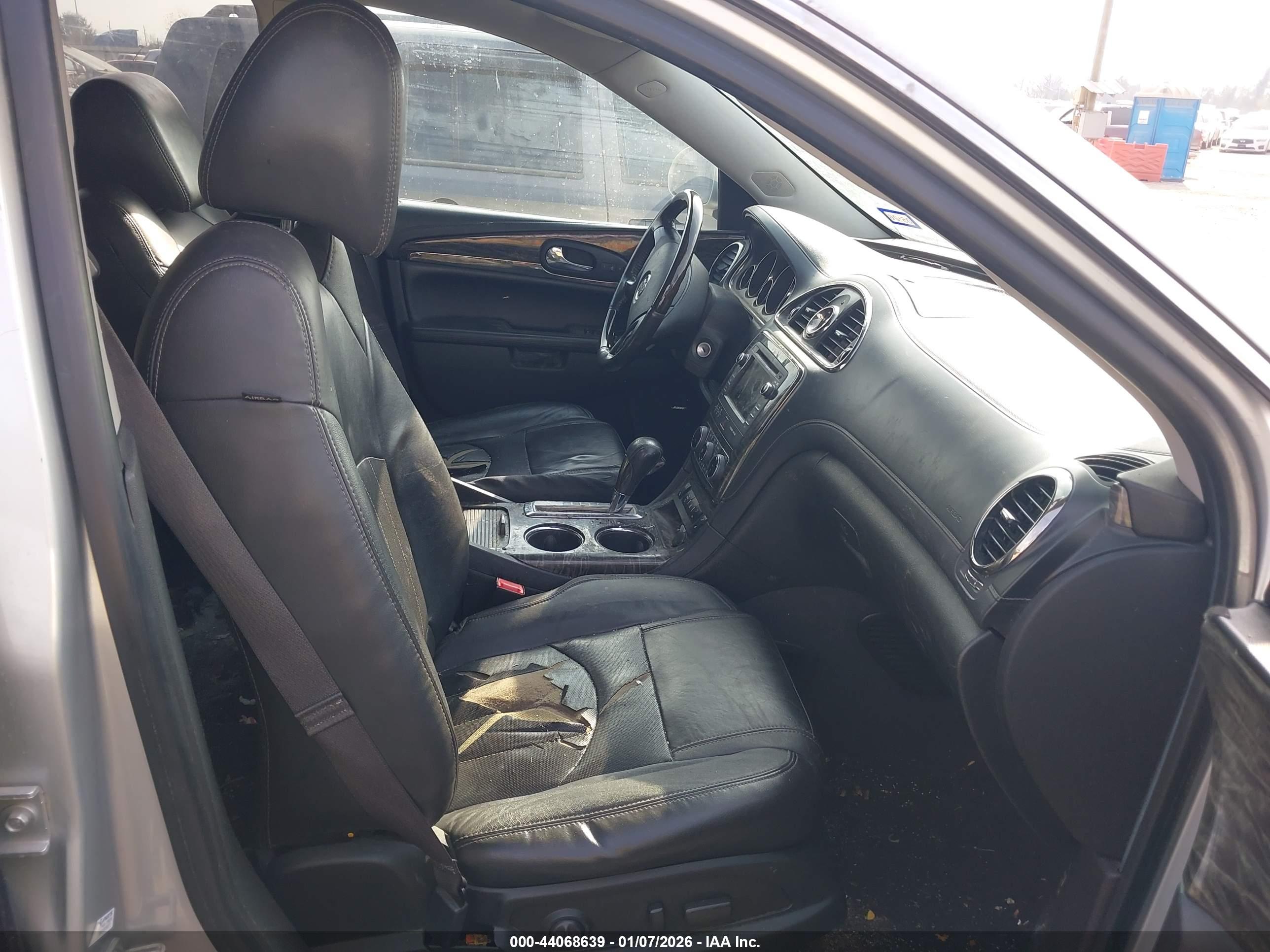 BUICK ENCLAVE image 5