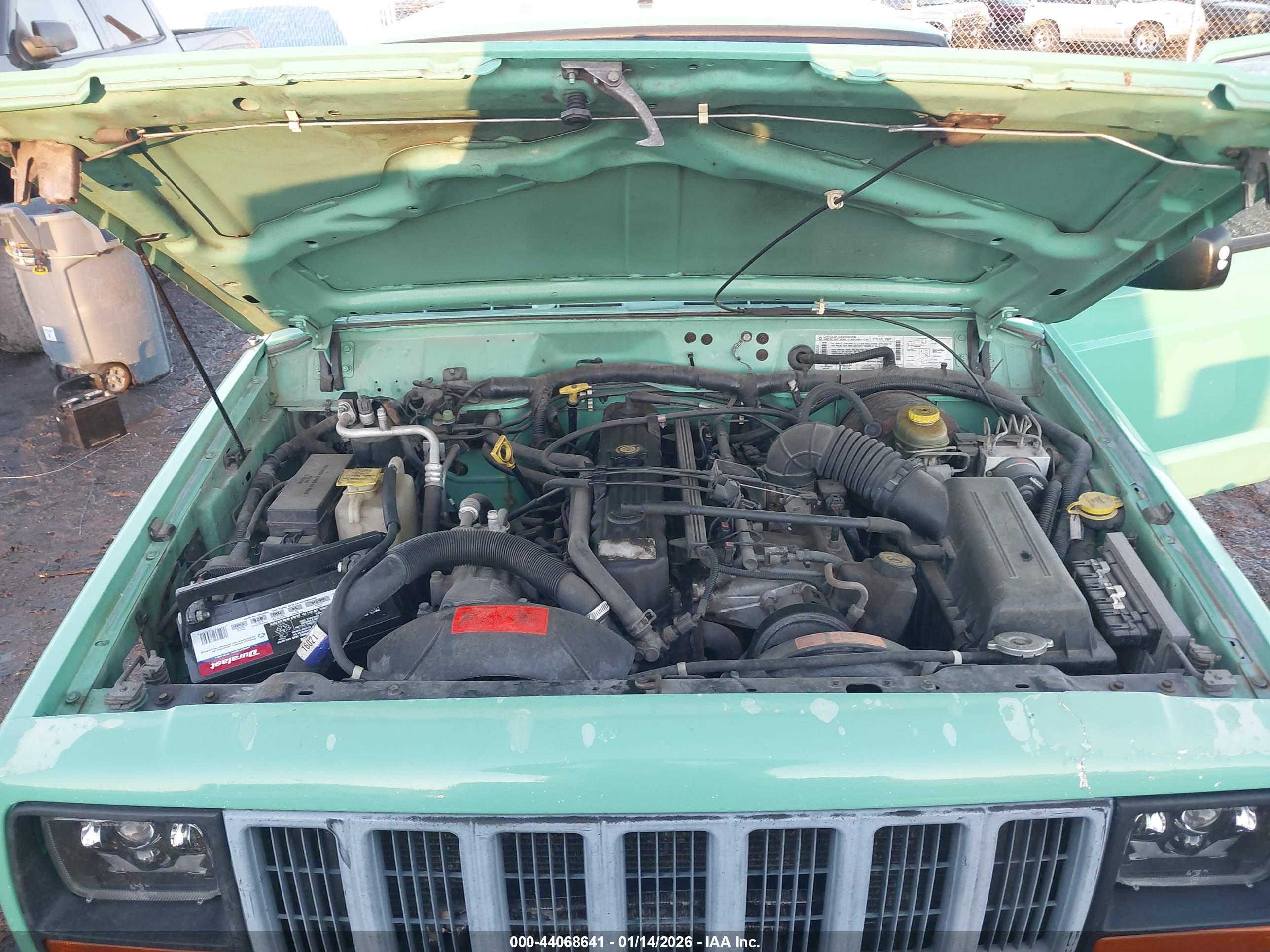 JEEP CHEROKEE image 10