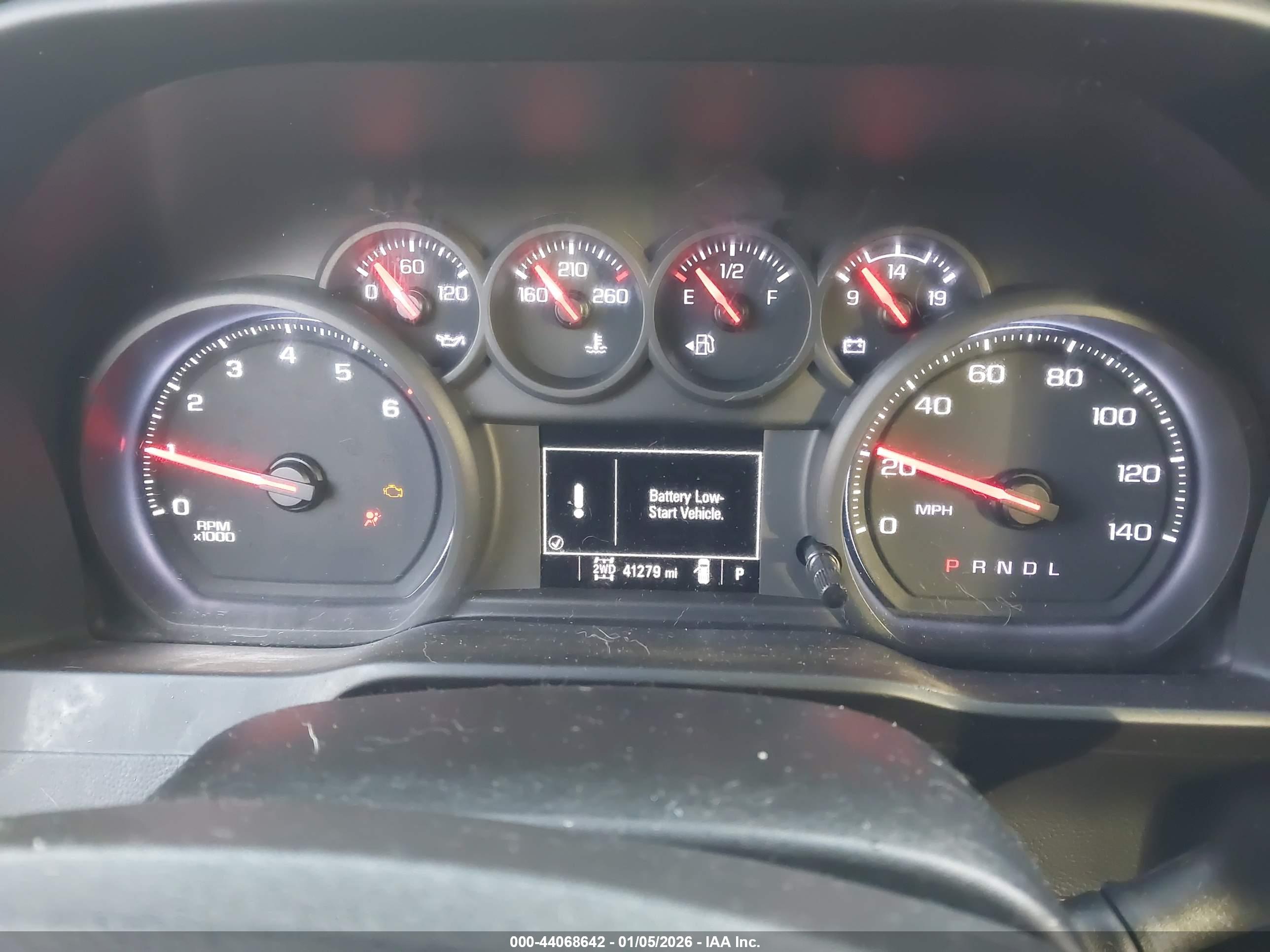 CHEVROLET SILVERADO image 7