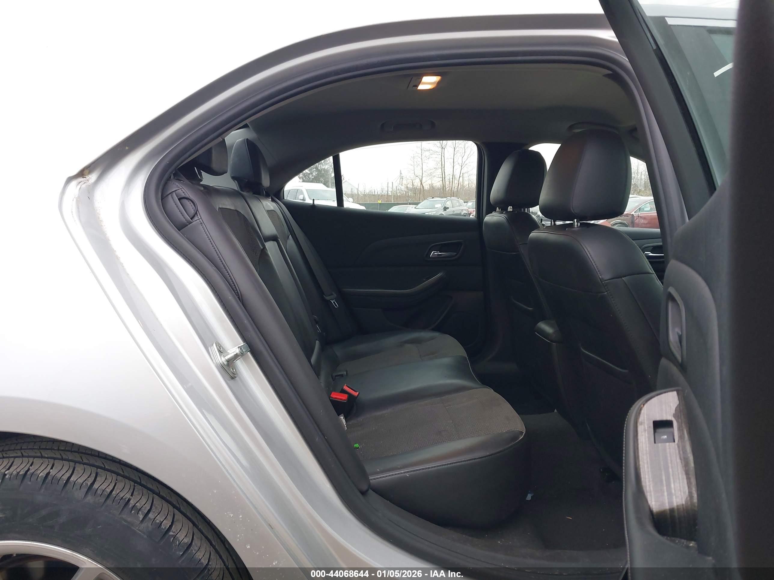 CHEVROLET MALIBU image 8