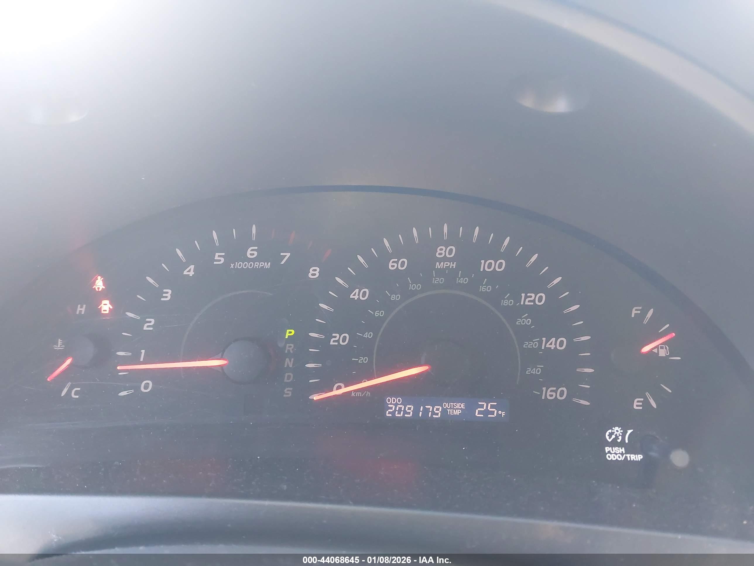 TOYOTA CAMRY image 7