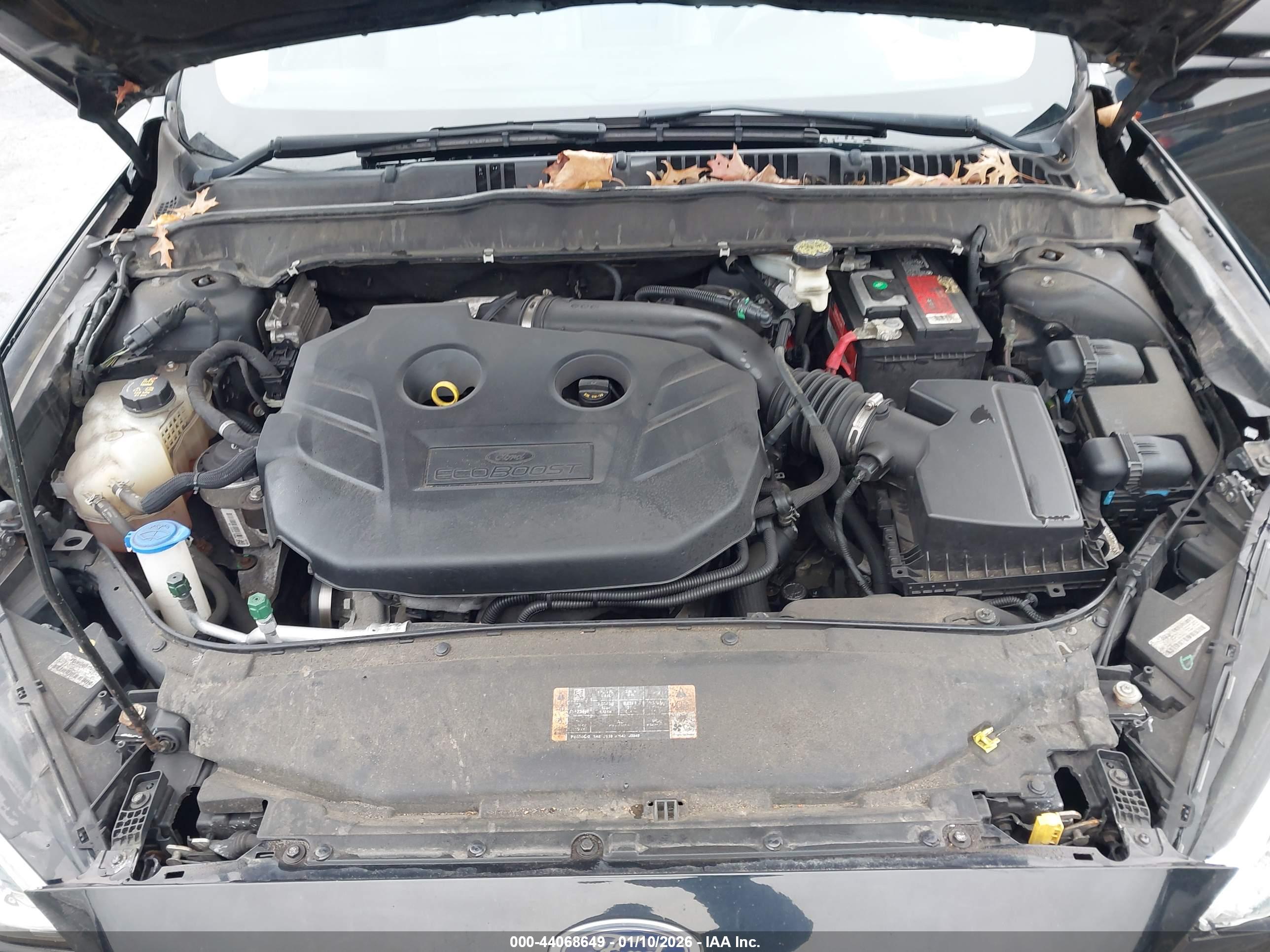 FORD FUSION image 10