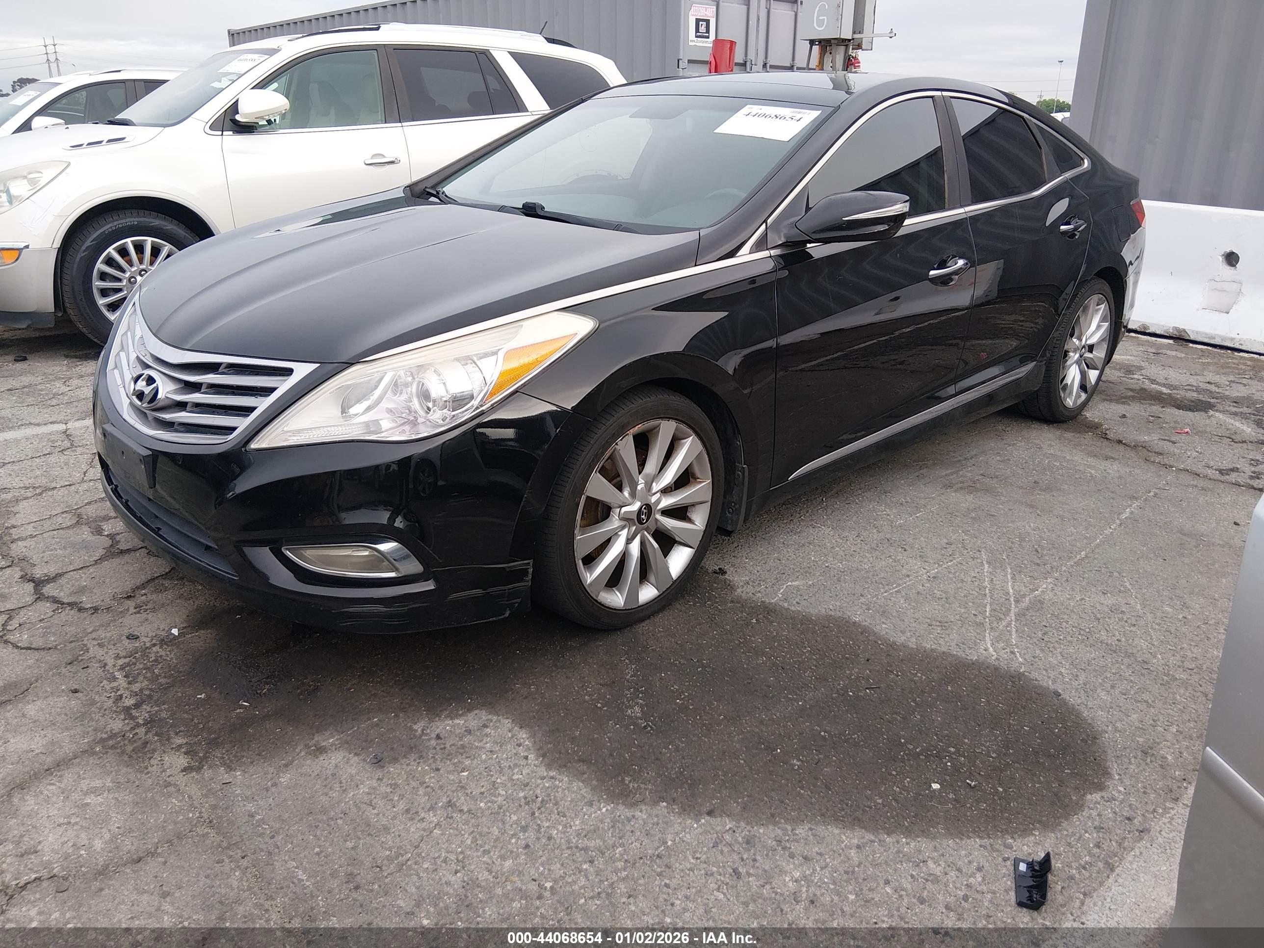 HYUNDAI AZERA image 2
