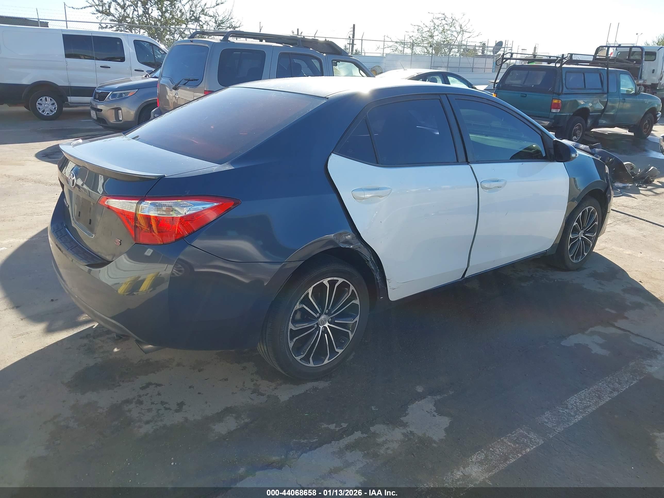 TOYOTA COROLLA image 4